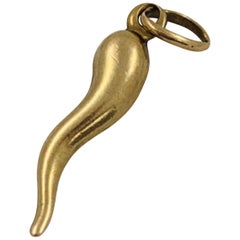 Retro 14 Karat Gold Italian Horn 'Cornicello' 'Corno Portafortuna' Charm Pendant