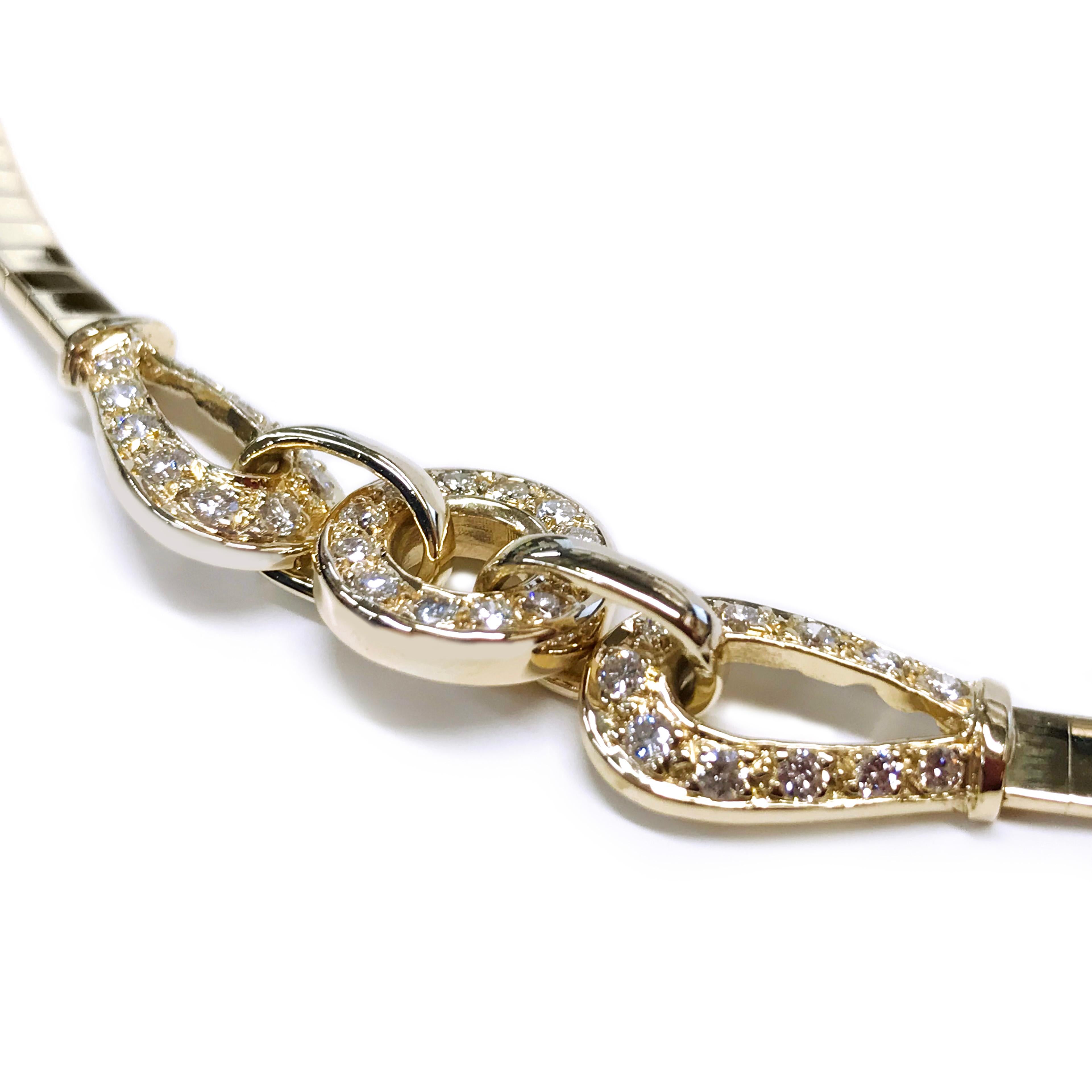 Taille ronde Collier italien en or 14 carats avec diamants Omega en vente