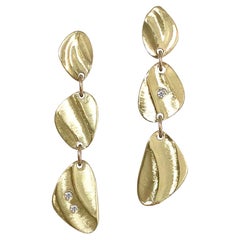 K.Mita Pendants d'oreilles mini galets en or 14 carats avec accents de diamants