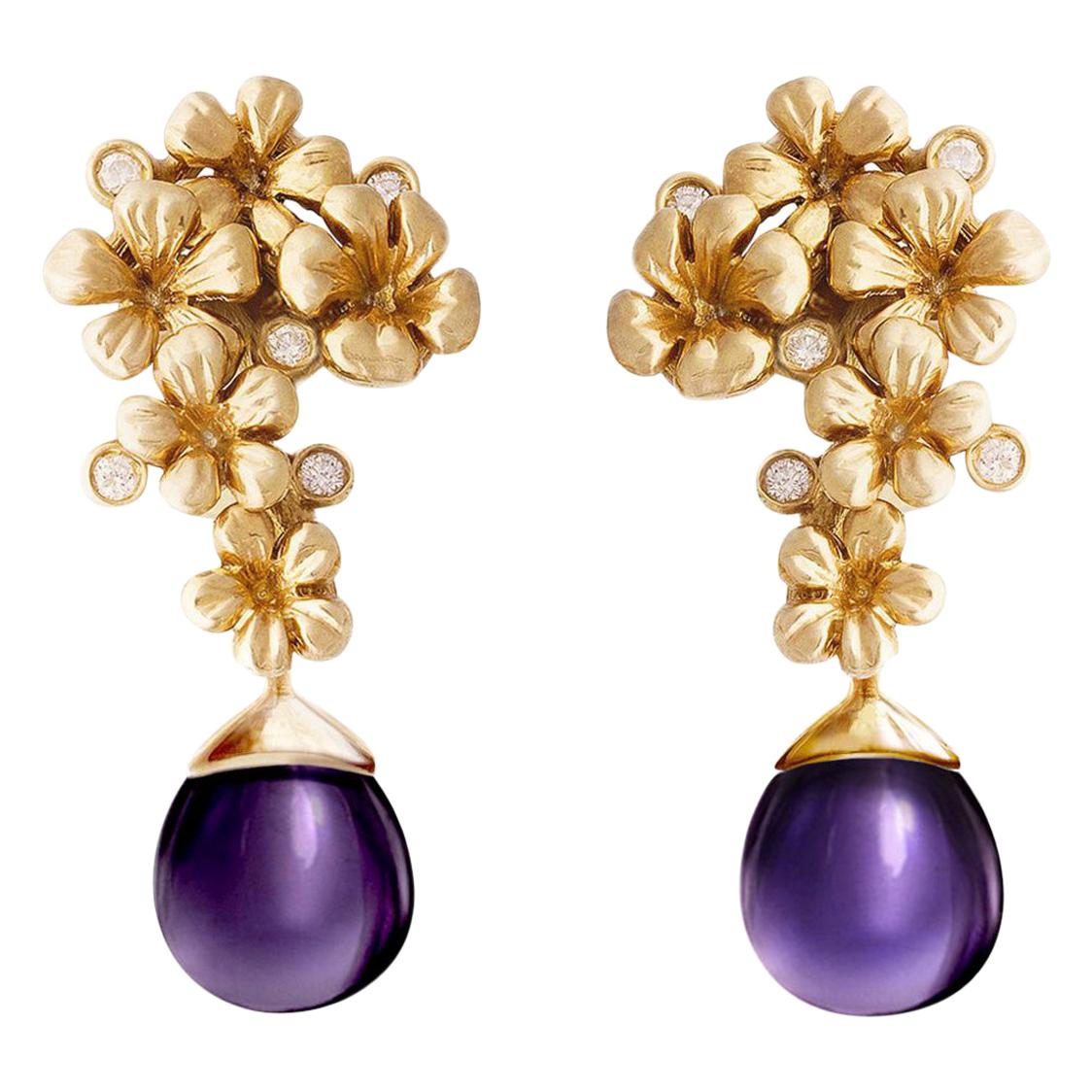 Yellow Gold Modern Plum Blossom Cocktail Clip-On Earrings with Diamonds For Sale