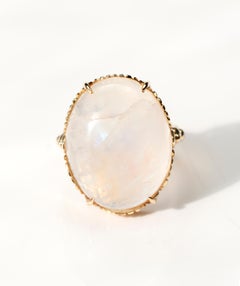 14 Karat Gold Moonstone Cabochon Ring Suneera