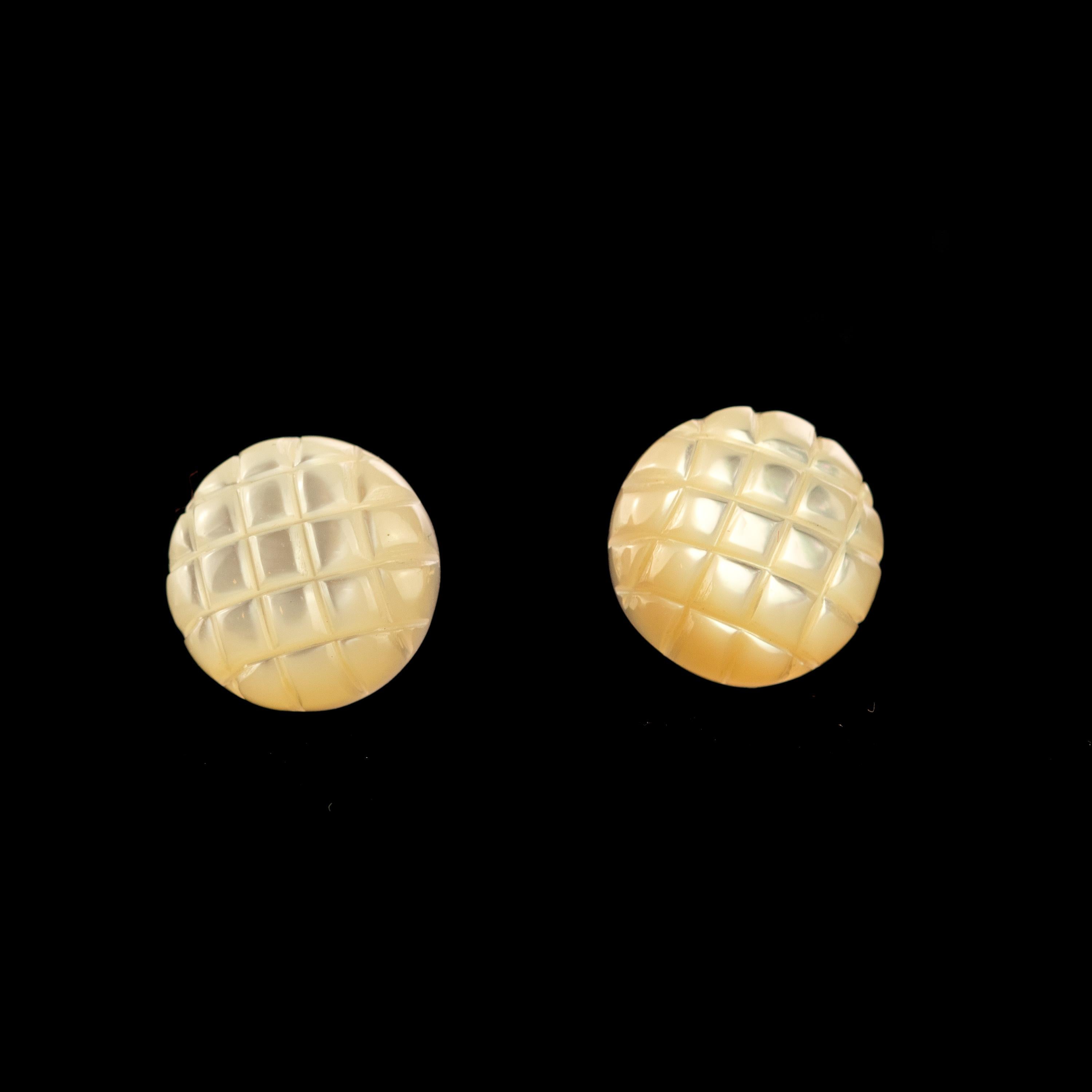 Arts and Crafts 14 Karat Gold Mother of Pearl Carved Honeycomb Stud Handmade Chic Earrings For Sale