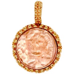 14 Karat Gold New Victorian Pink Italian Murano Glass Carved Intaglio Pendant