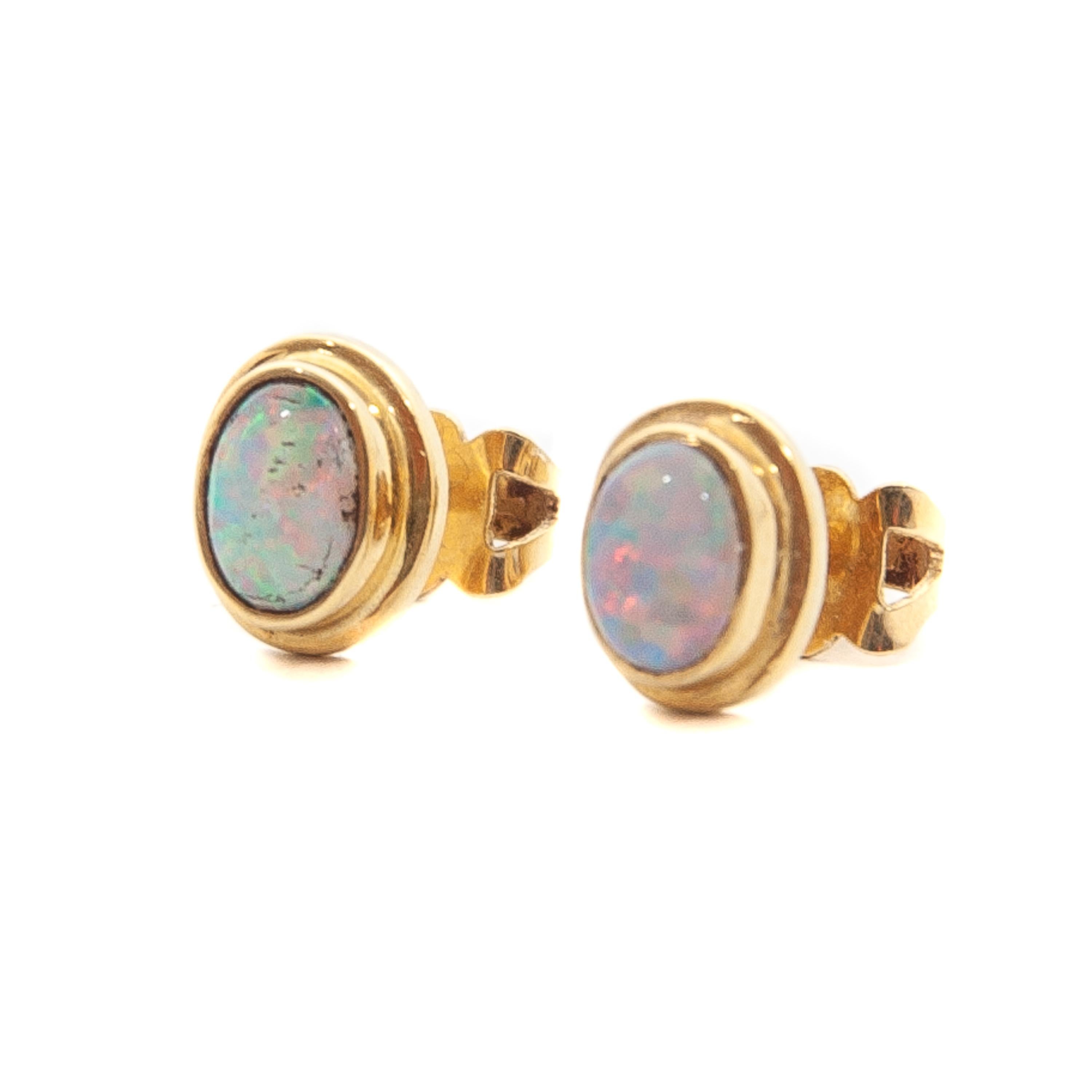 Contemporary 14 Karat Gold Opal Stud Earrings