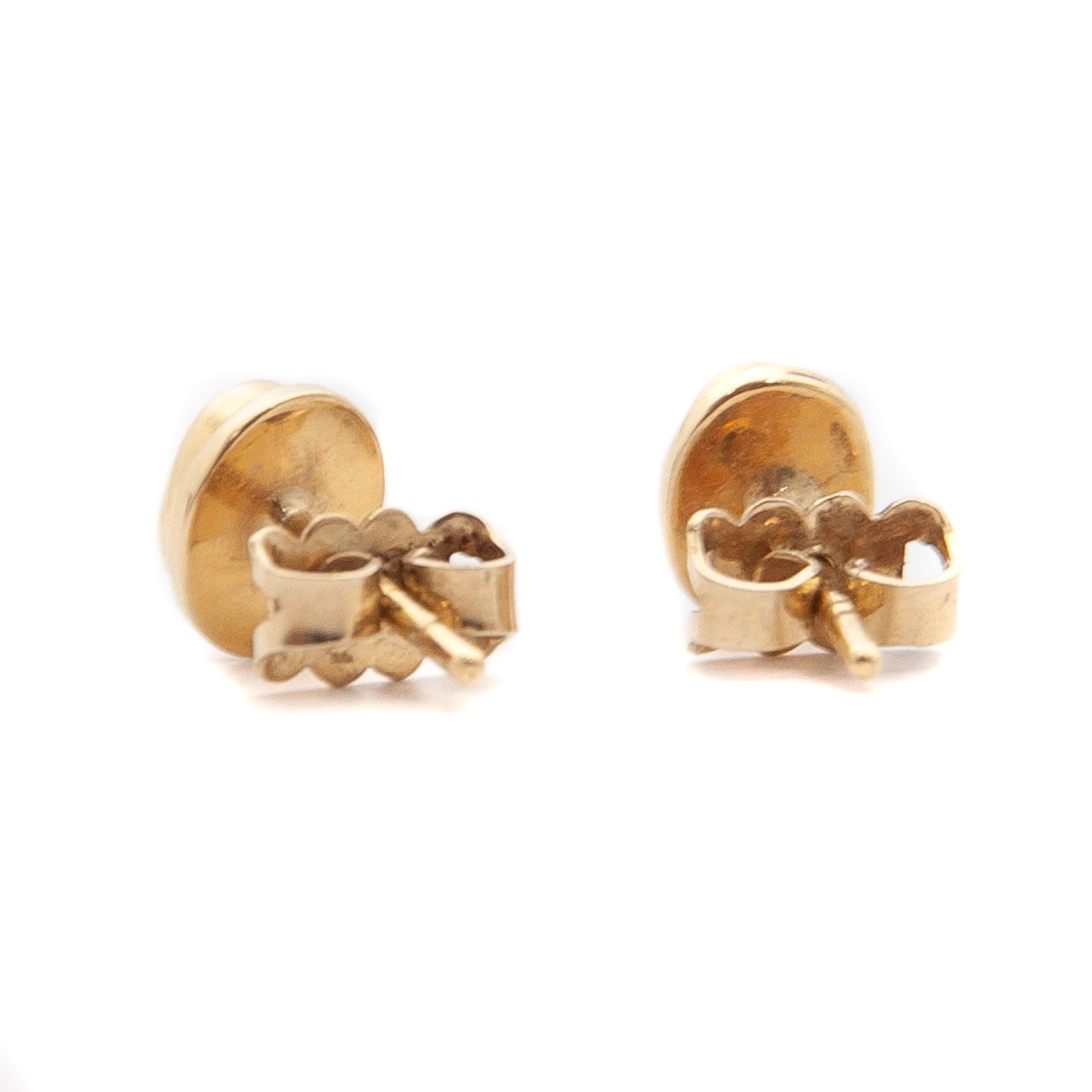 Cabochon 14 Karat Gold Opal Stud Earrings