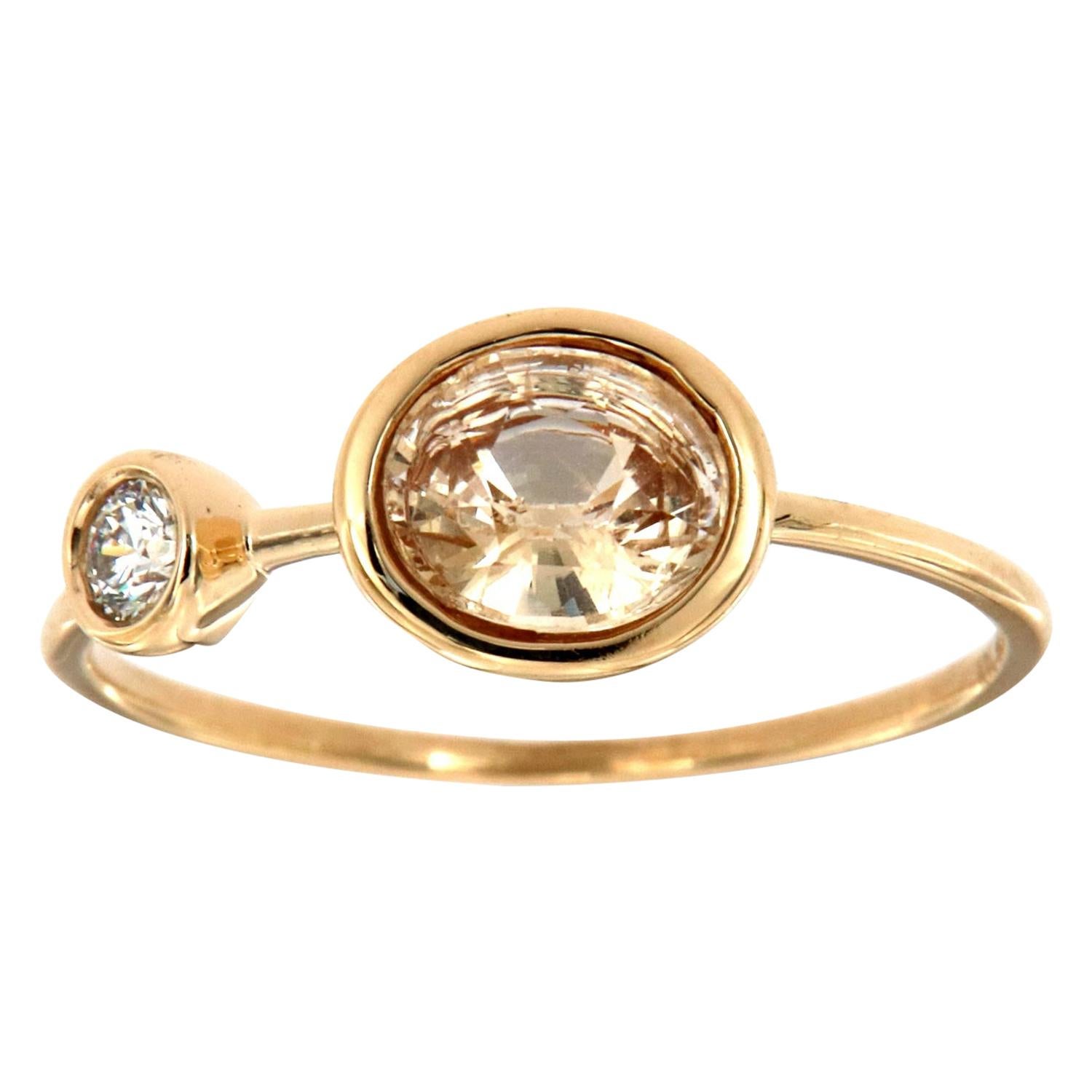 14 Karat Gold Oval Peach Sapphire and Diamond Vintage Ring Center, 1 Carat