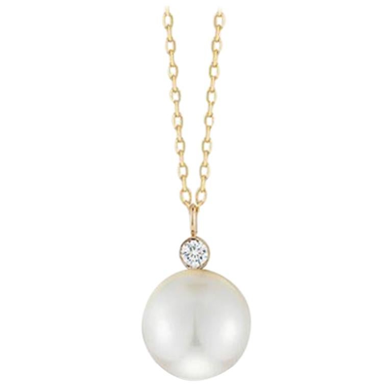 14 Karat Gold Pearl and Diamond Dot Necklace For Sale