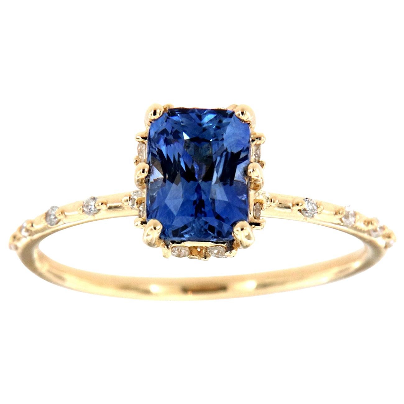 14 Karat Gold Petite Elongated Radiant Sapphire Diamond Ring Center, 1.63 Carat For Sale