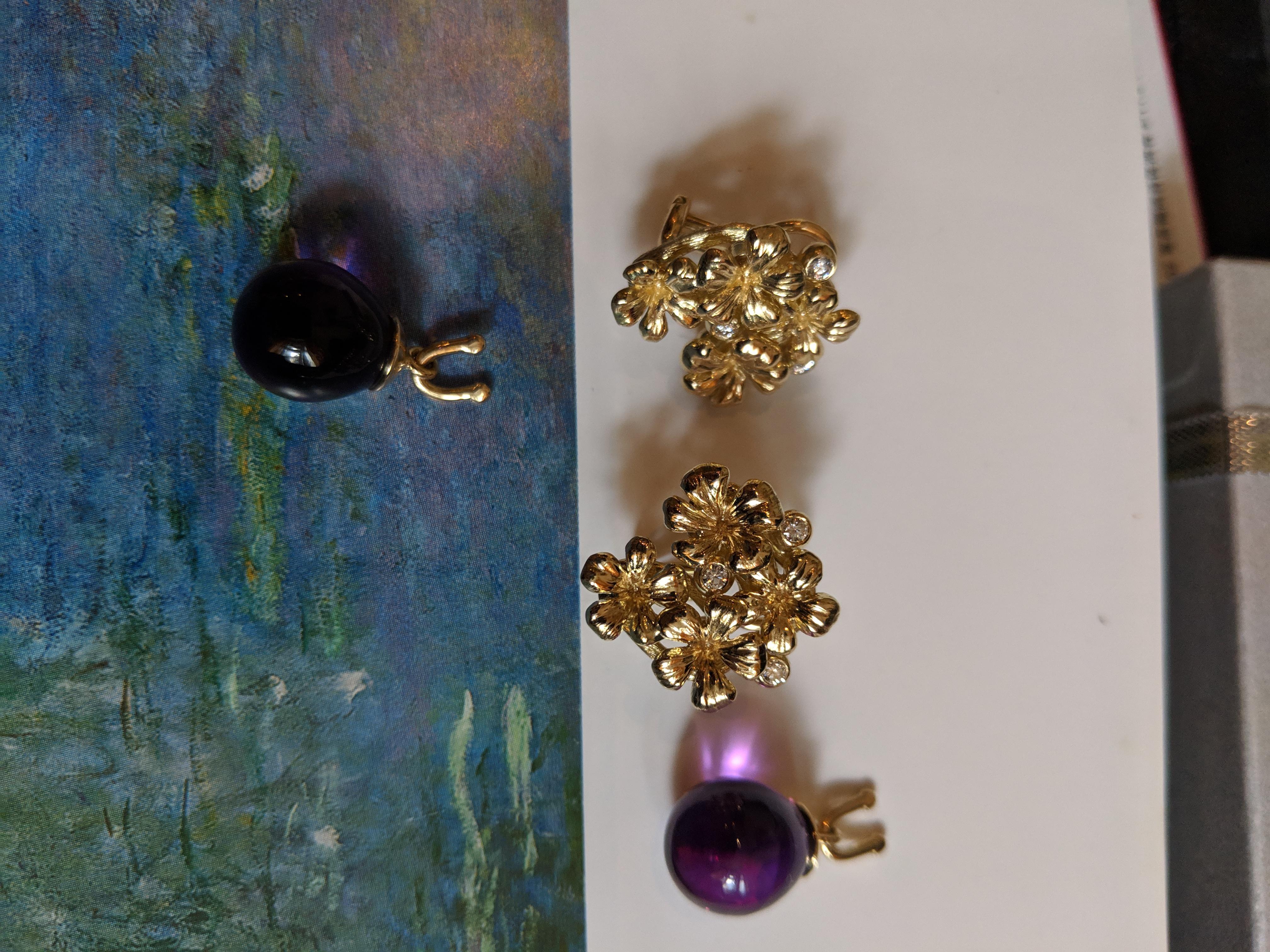 Artist 14 Karat Gold Plum Flowers Contemporary Earrings with Diamonds and Amethyst For Sale