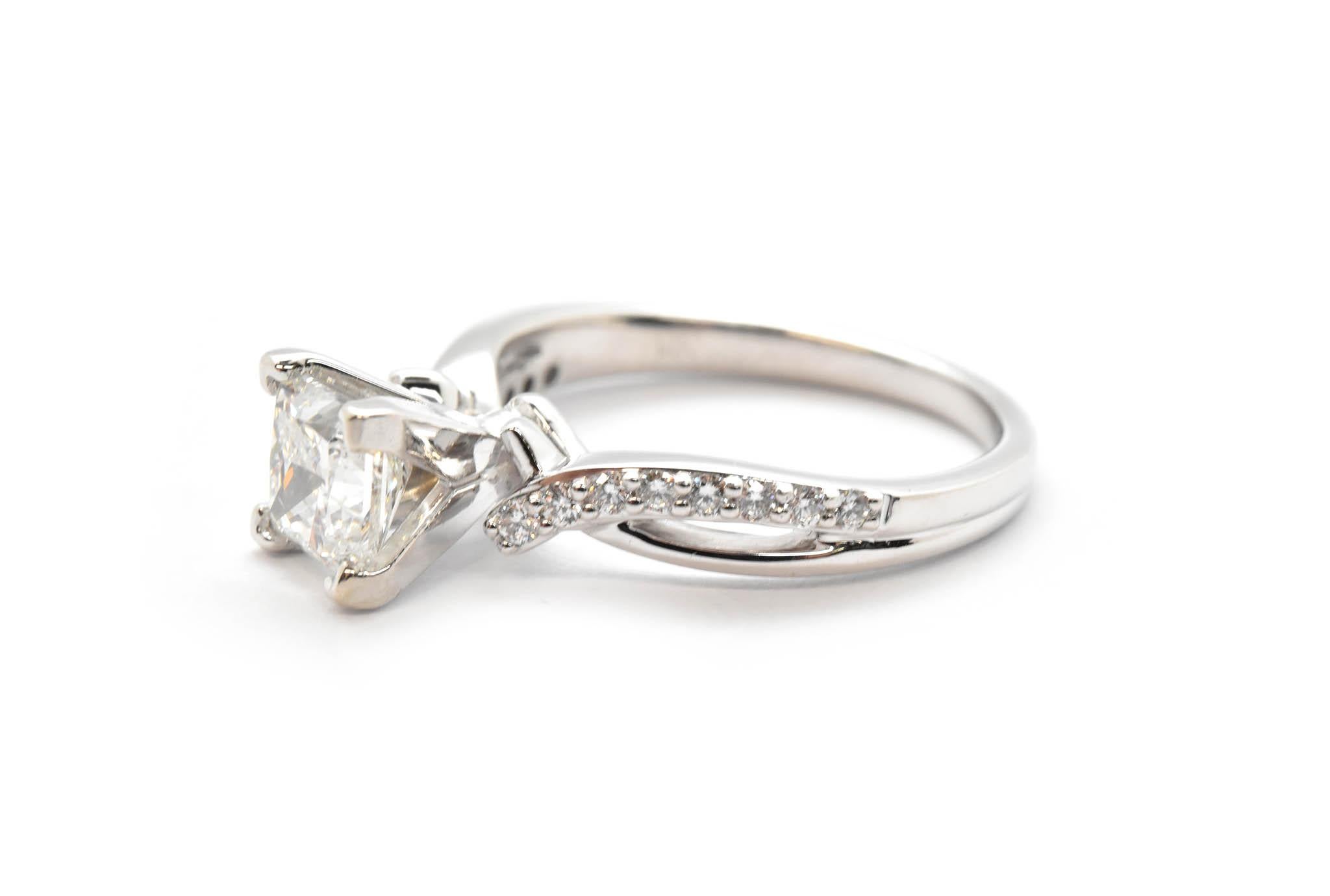 1.25 carat princess cut diamond engagement ring
