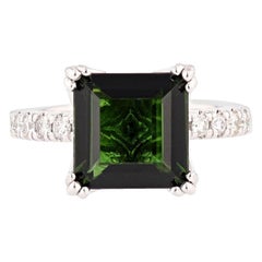 14 Karat Gold Princess Cut 4.20 Carat Green Tourmaline and Diamond Ring