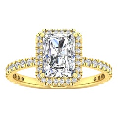 14 Karat Gold Radiant Diamond Halo Pavé 2 Carat Center '2.45 Carat' F SI1 GIA