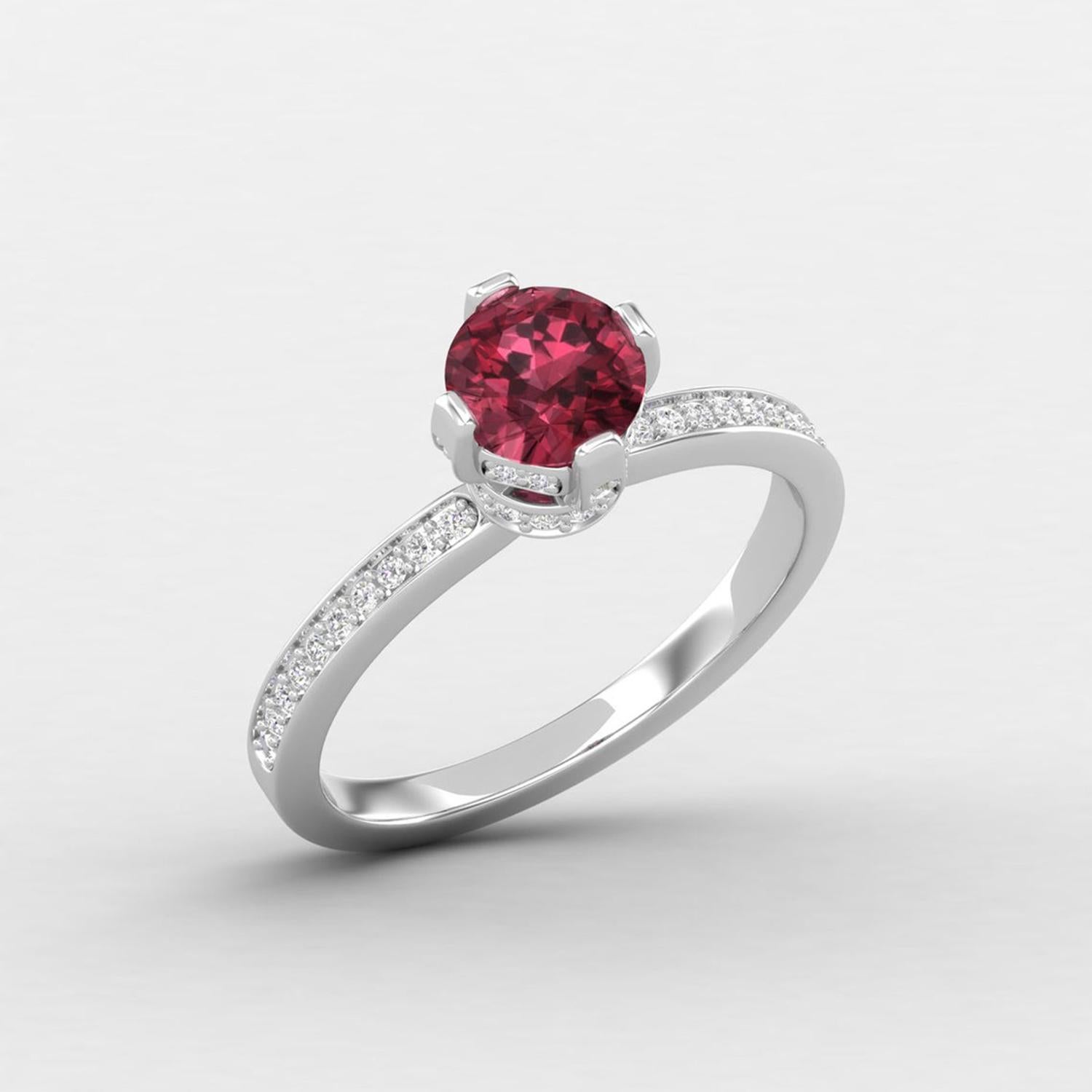14 Karat Gold Red Garnet Ring / Diamond Solitaire Ring / Engagement Ring for Her In New Condition For Sale In Jaipur, RJ