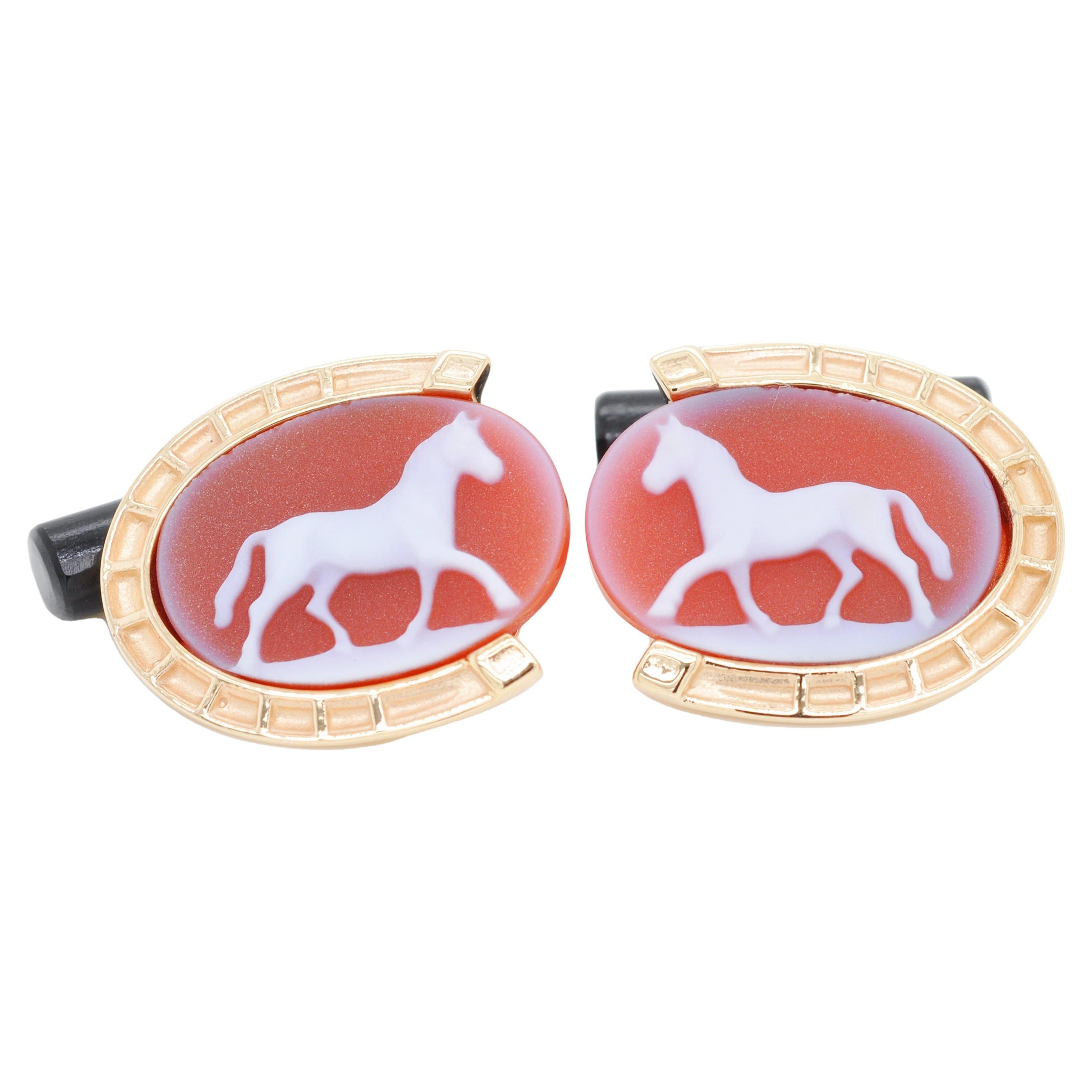 14 Karat Gold Red Horse Carving Cameo Horse-Shoe Onyx Cufflinks For Sale