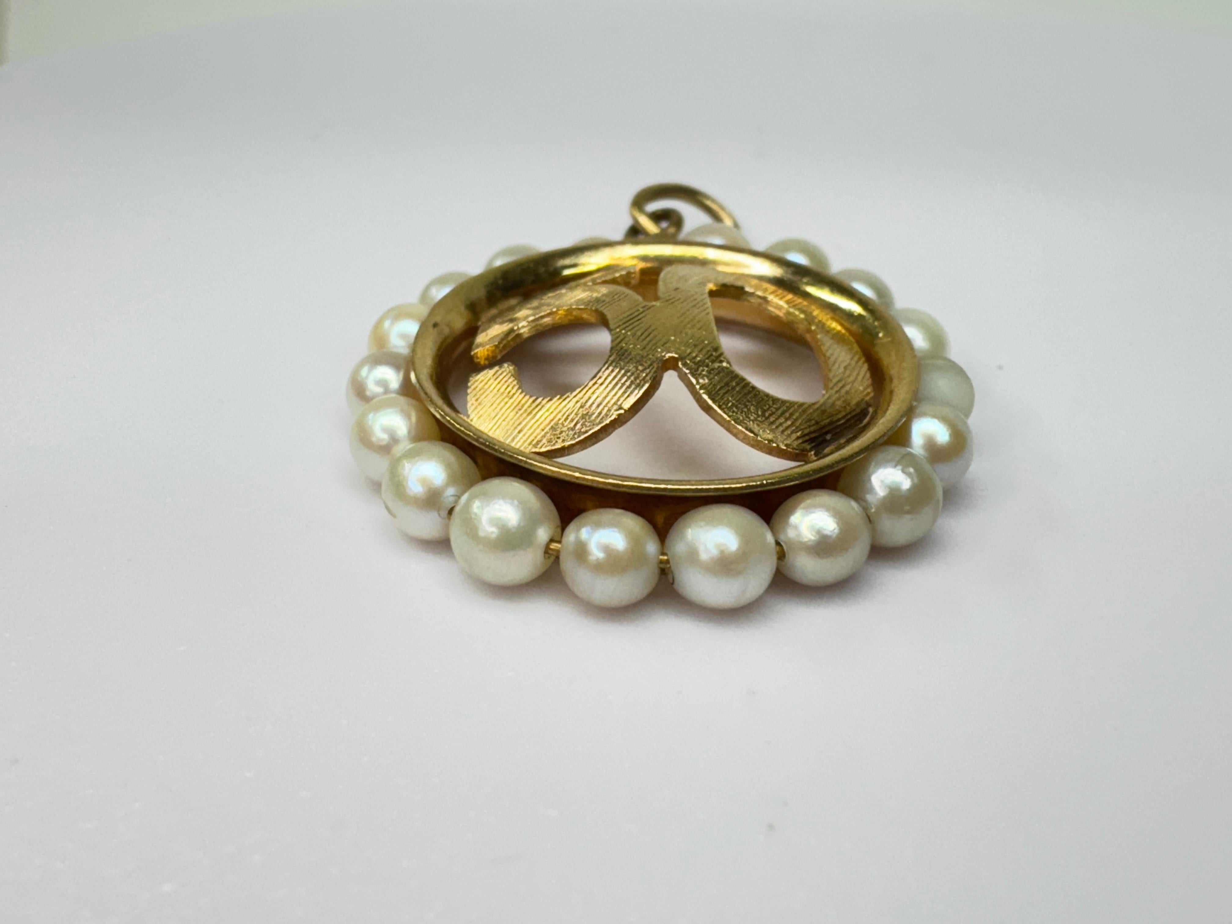 da uomo o donna Ciondolo Rembrandt 50 Ring of Pearls in oro 14 carati in vendita