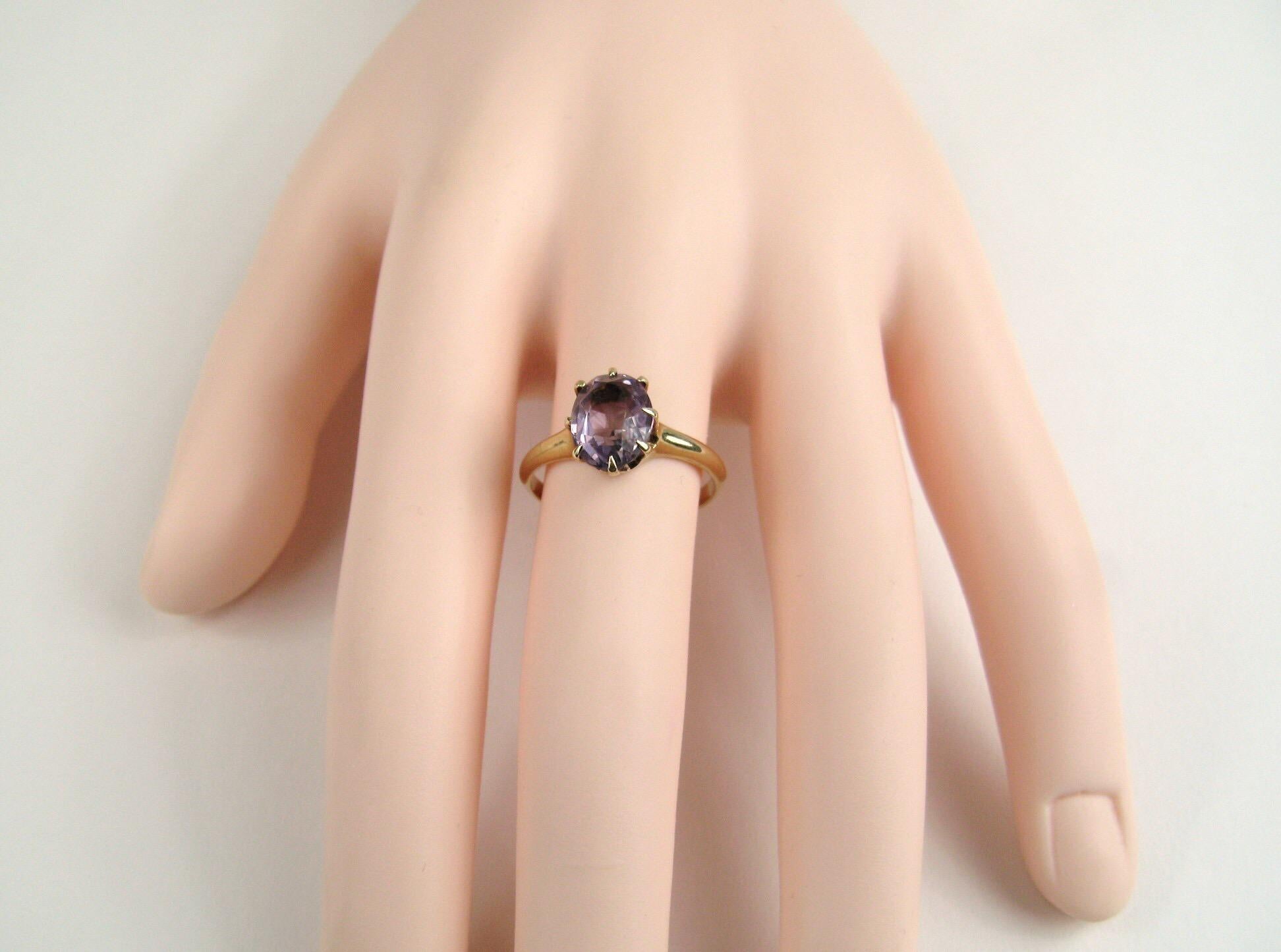 14 Karat Gold Ring Amethyst Claw Set Victorian In Good Condition For Sale In Wallkill, NY