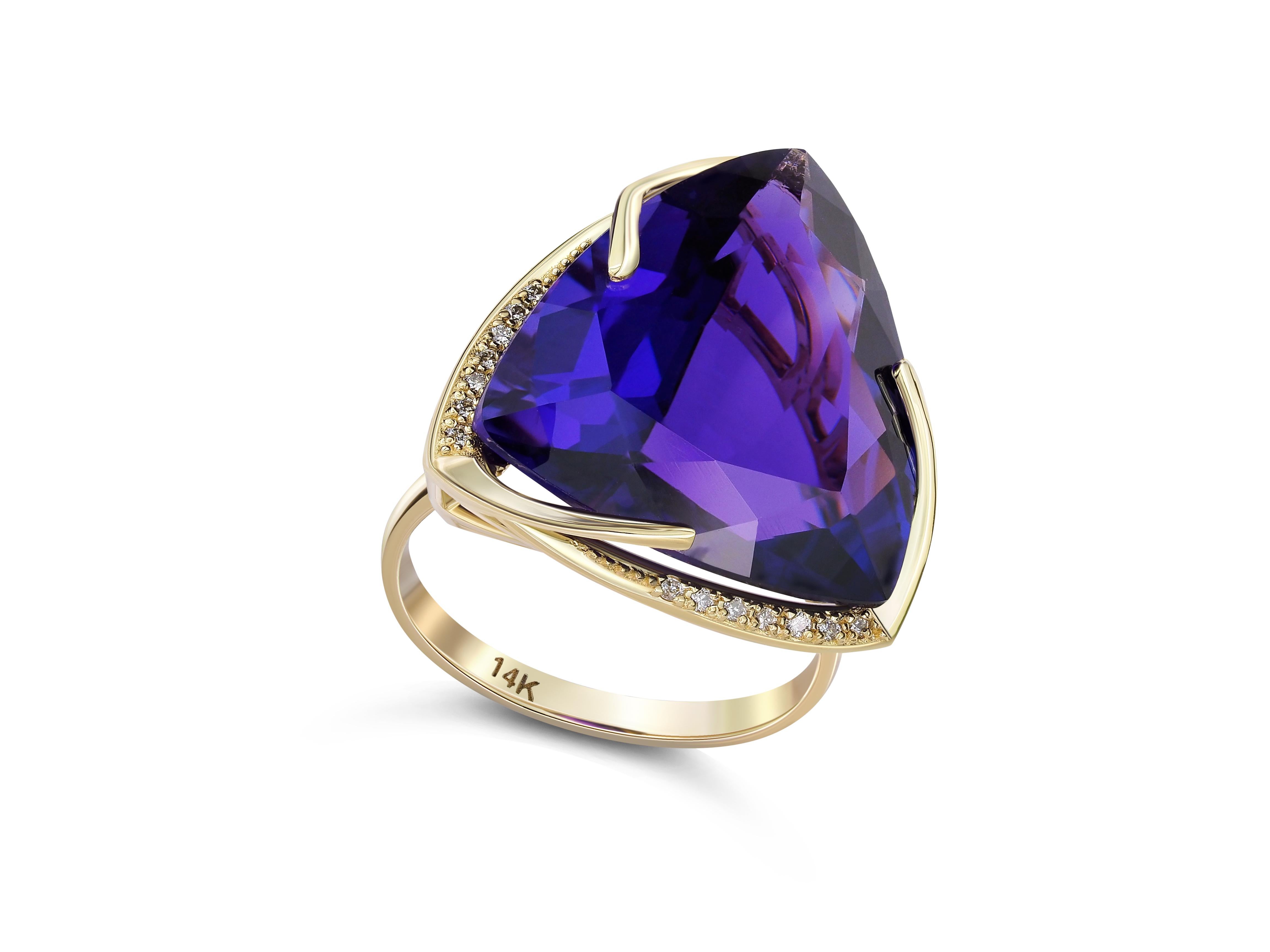14 Karat Gold Ring with Amethyst and Diamonds, Amethyst Cocktail Ring 1