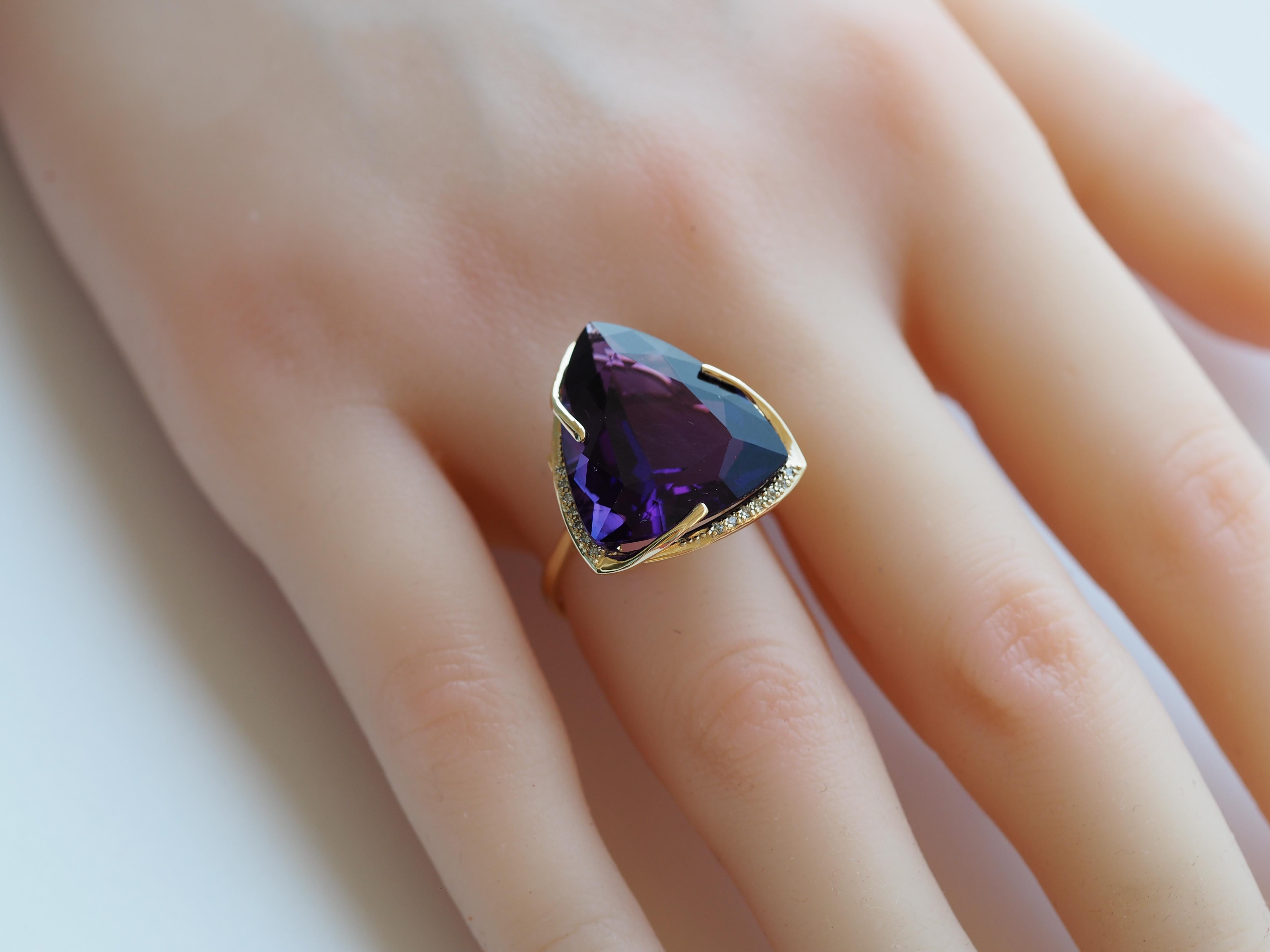 14 Karat Gold Ring with Amethyst and Diamonds, Amethyst Cocktail Ring 2