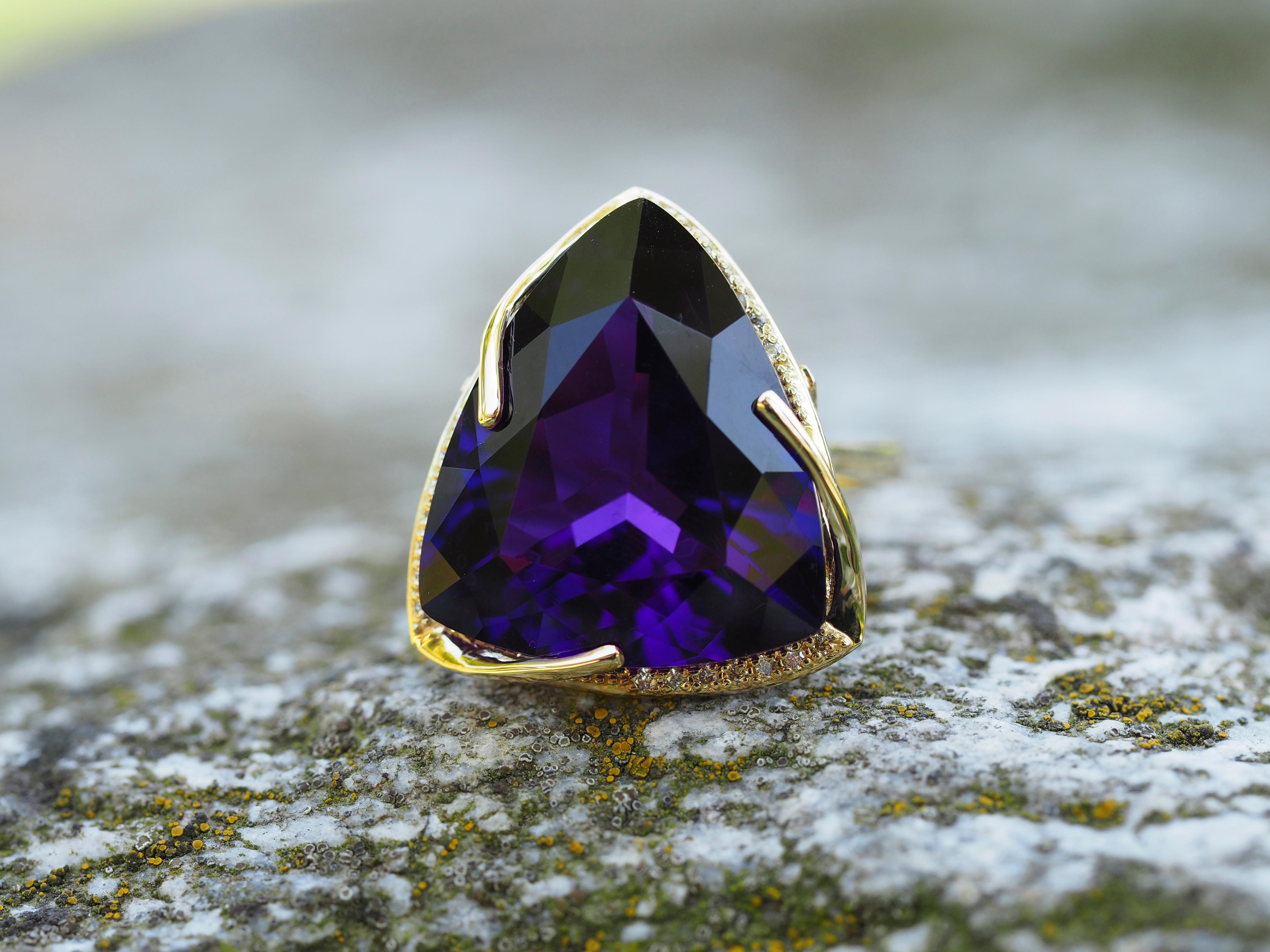 14 Karat Gold Ring with Amethyst and Diamonds, Amethyst Cocktail Ring 3