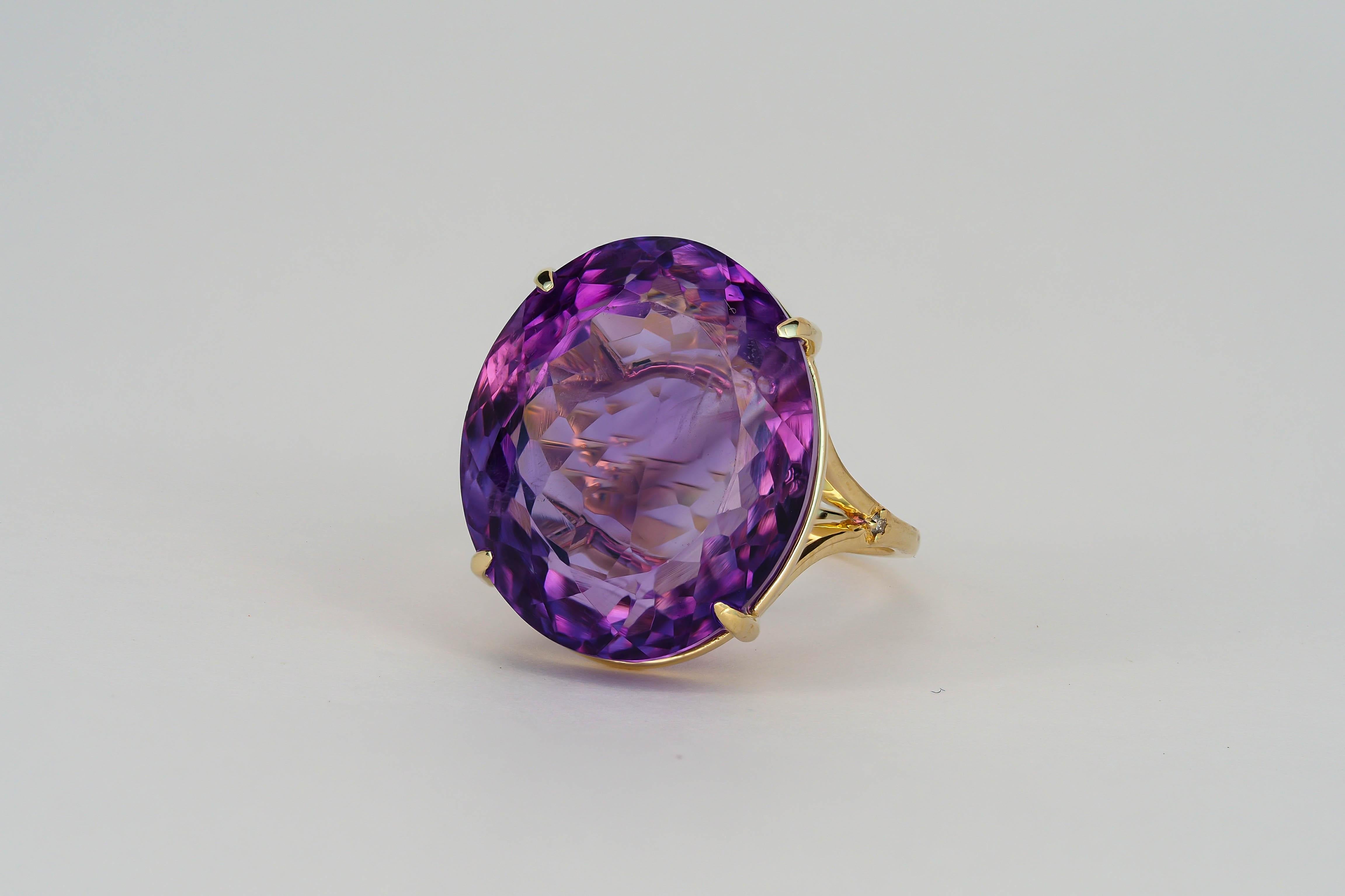 14 Karat Gold Ring with Amethyst and Diamonds In New Condition For Sale In Istanbul, TR