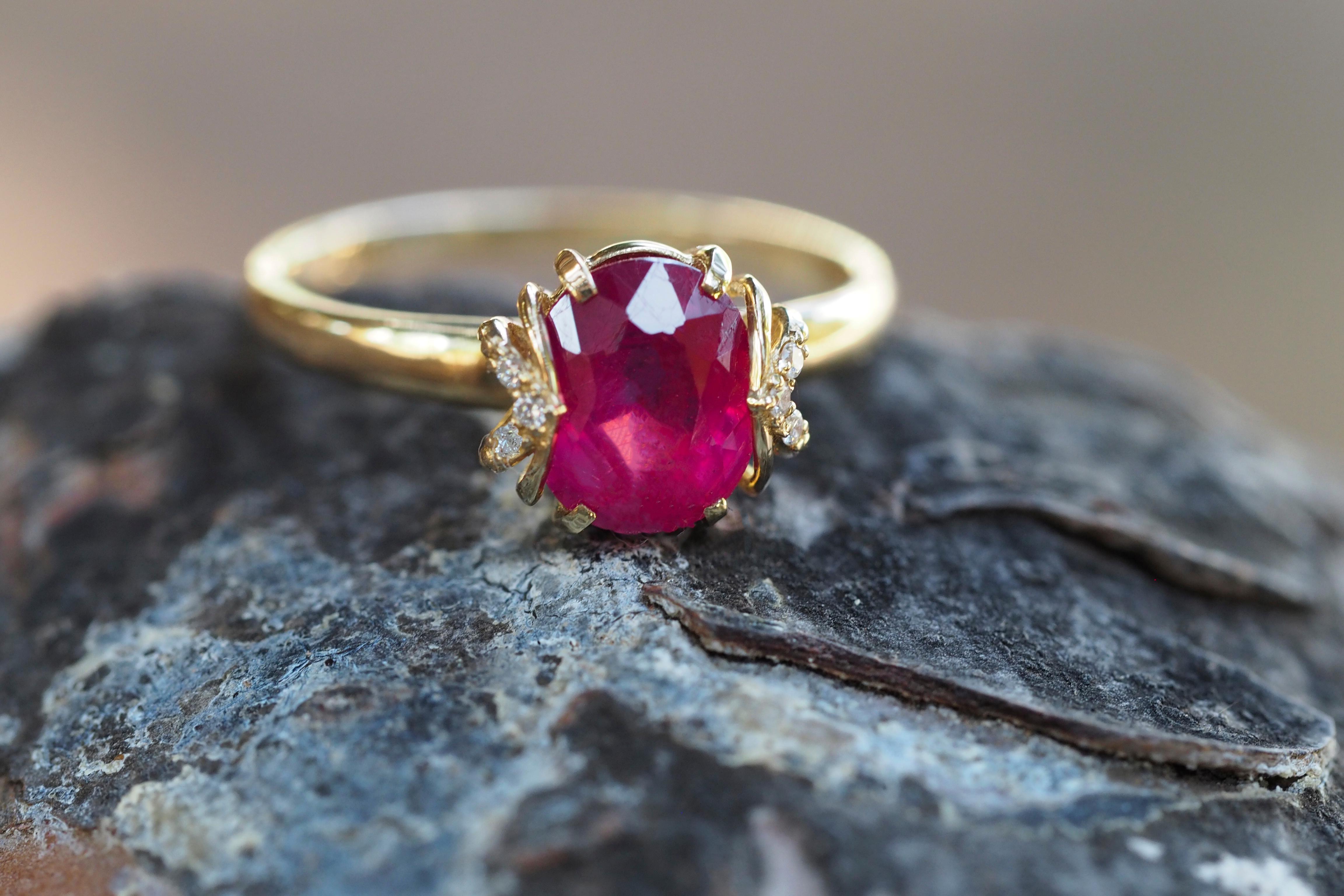Women's 14 Karat Gold Ring with Ruby and Diamonds, Oval Ruby Ring