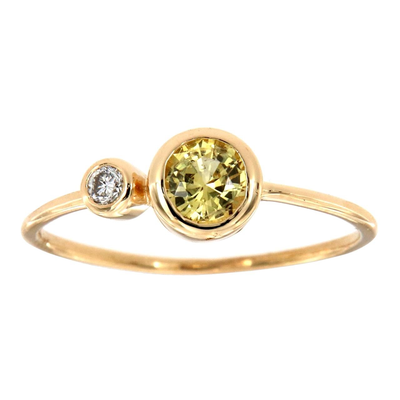 14 Karat Gold Round Yellow Sapphire and Diamond Vintage Ring Center 2/5 Carat For Sale