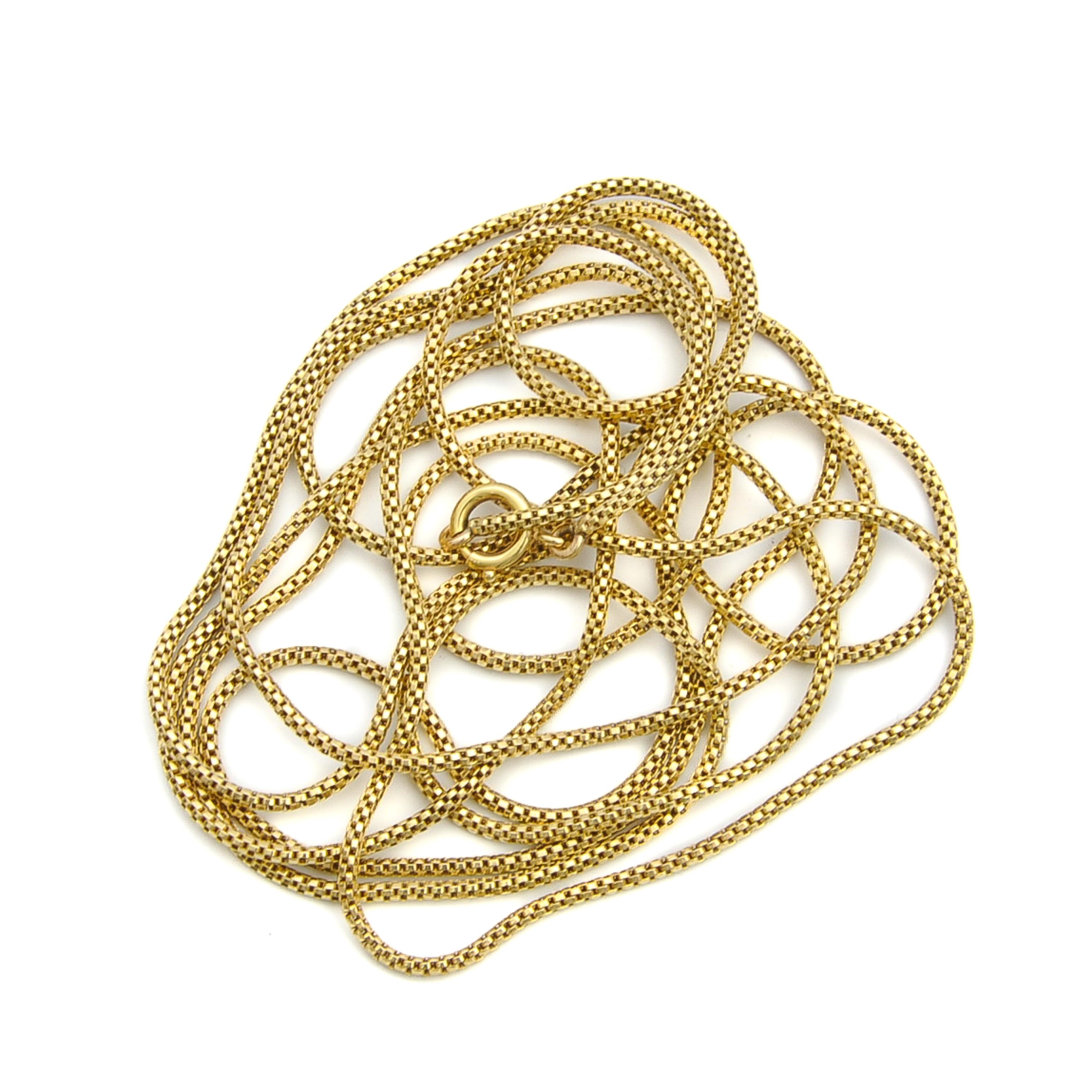 Women's or Men's 14 Karat Gold Sautoir Venetian Box Chain Necklace For Sale