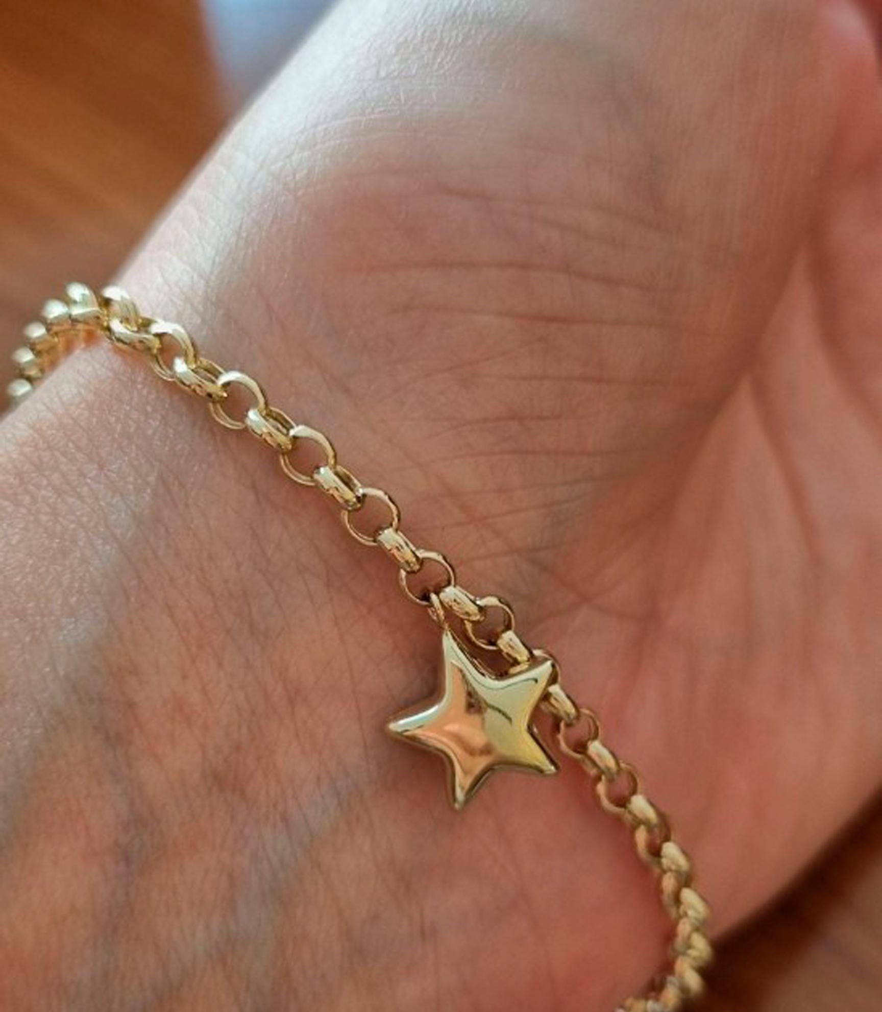  Bracelet à breloques étoile en or 14 carats. Bracelet chaîne avec pendentif en forme d'étoile. Unisexe 