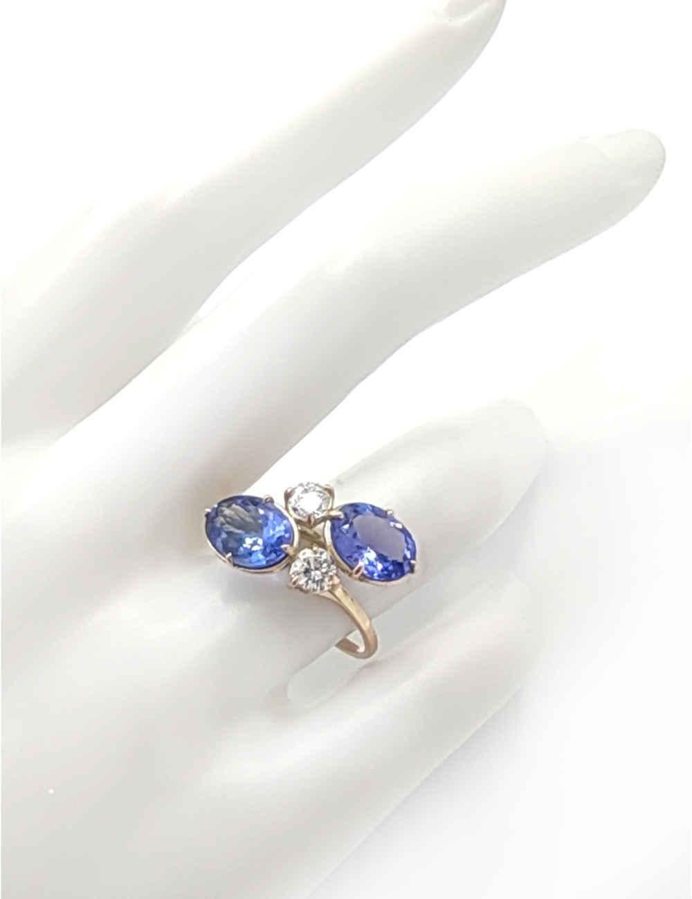 Oval Cut Flash Sale-14 karat Gold -Certified Tanzanite Ring with Diamonds For Sale