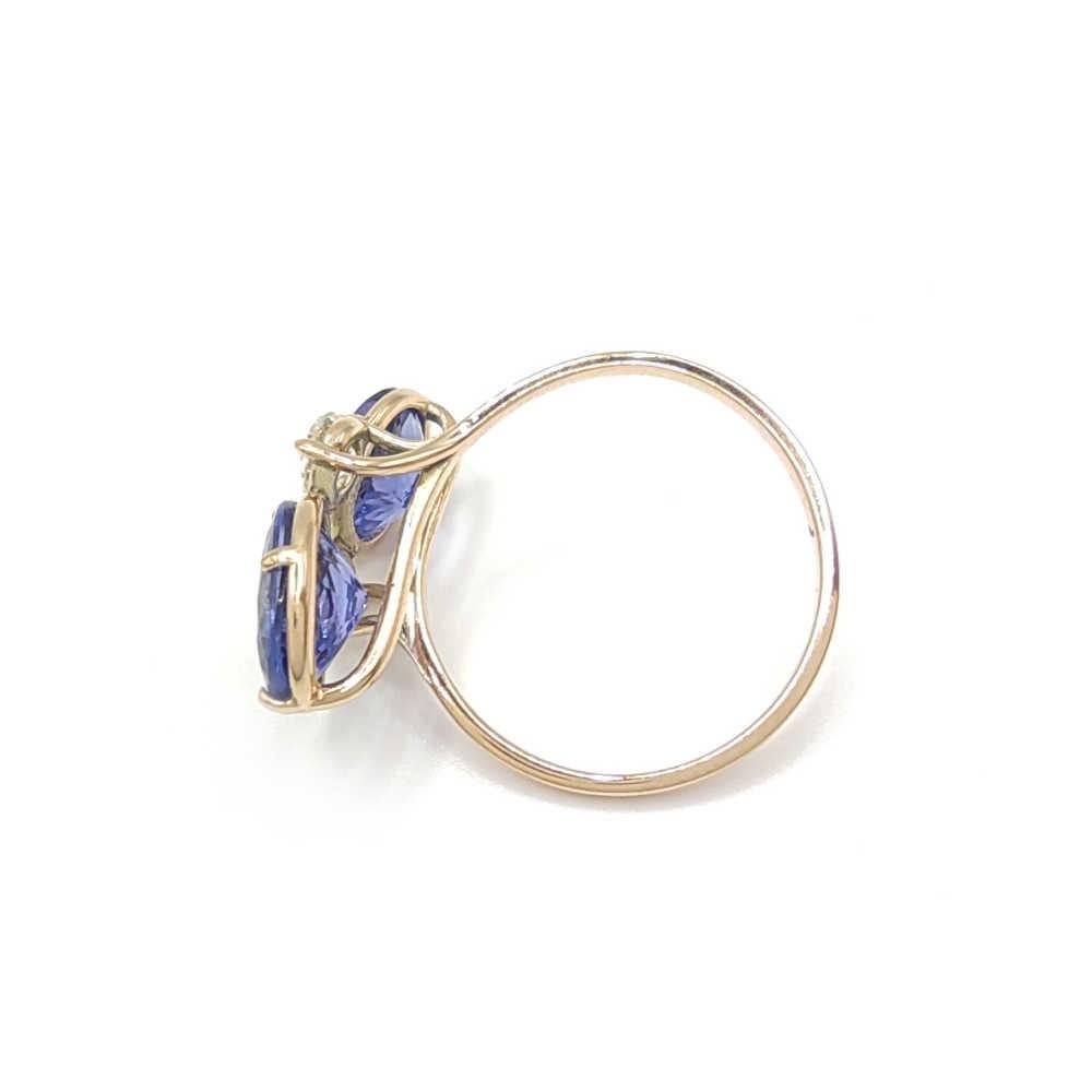 Flash Sale-14 karat Gold -Certified Tanzanite Ring with Diamonds For Sale 2