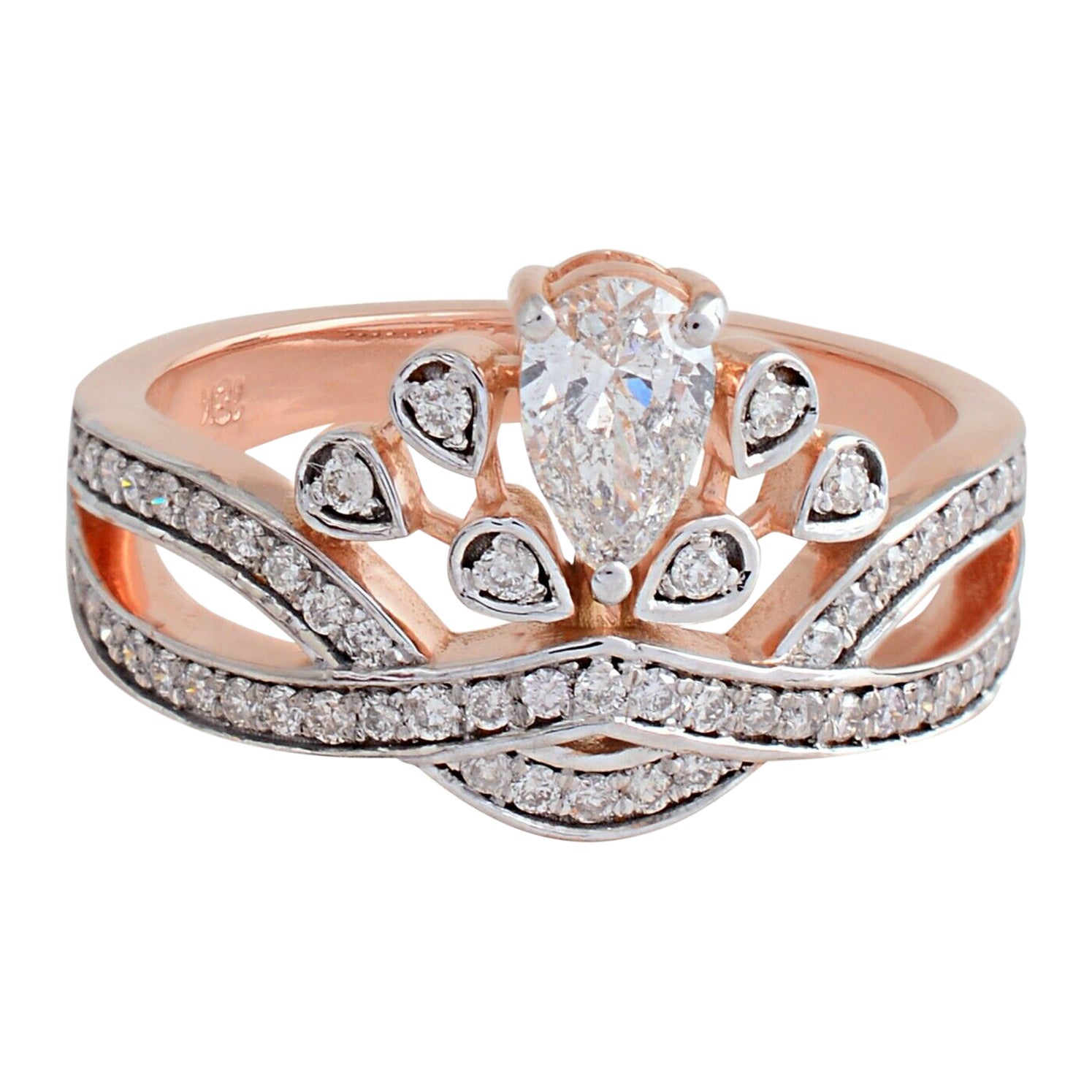Anello con diamante a tiara in oro 14 carati in vendita
