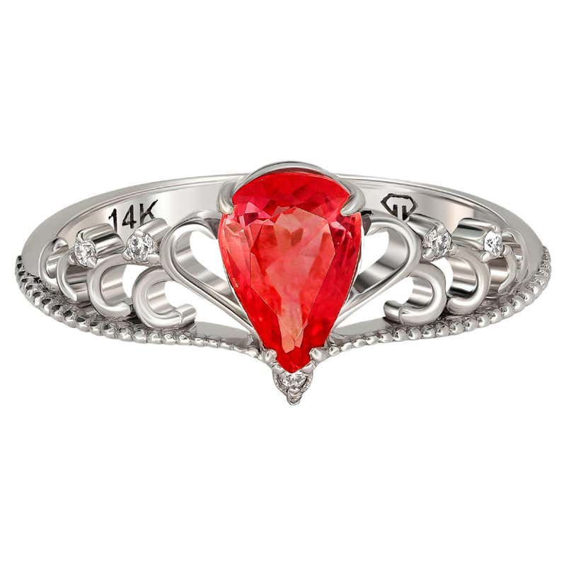 Tiara Ring with Brilliant Cut Diamond and Diamond Melee For Sale at 1stDibs