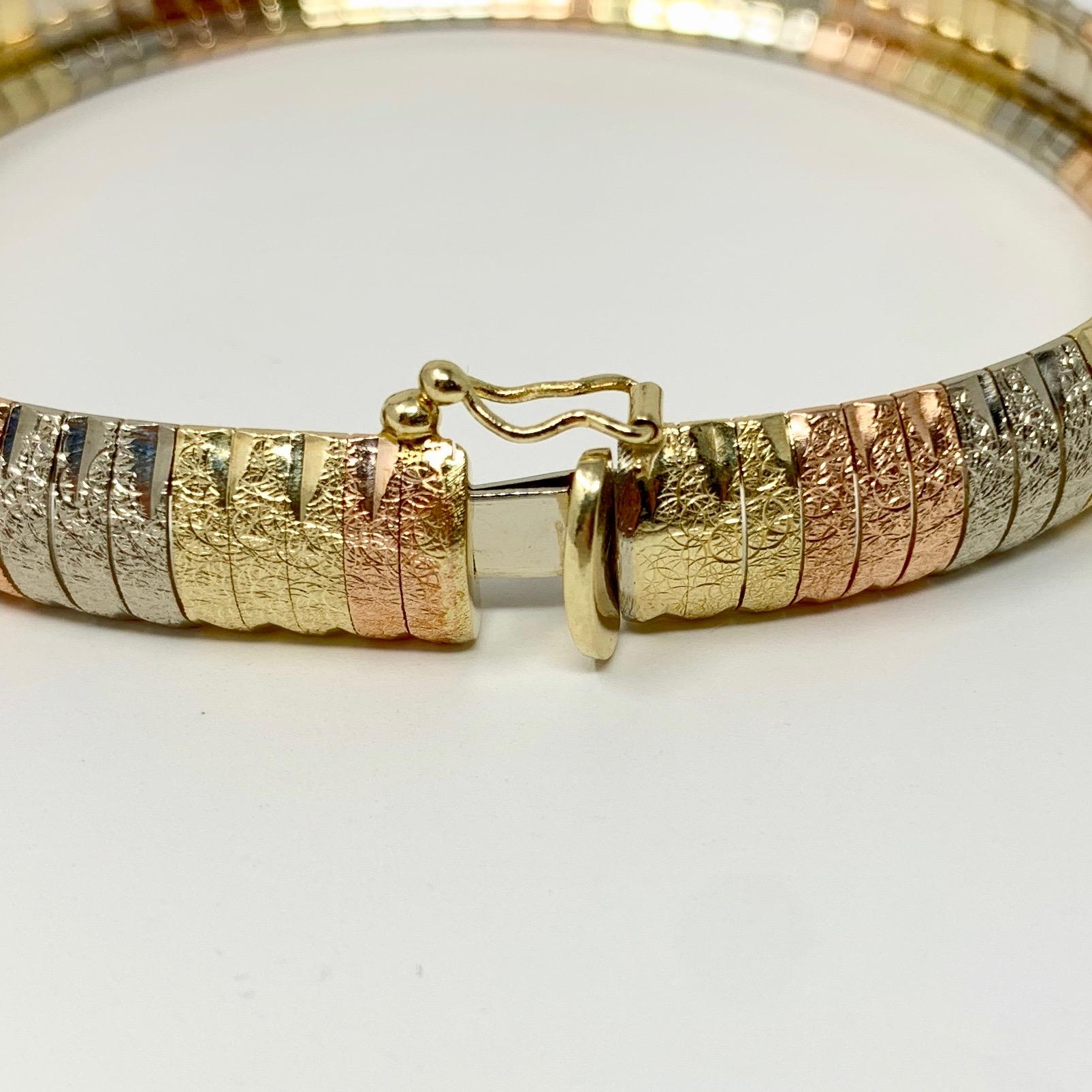 14 Karat Gold Tri Tone Omega Link Milor Chain Bracelet In Good Condition In Guilford, CT