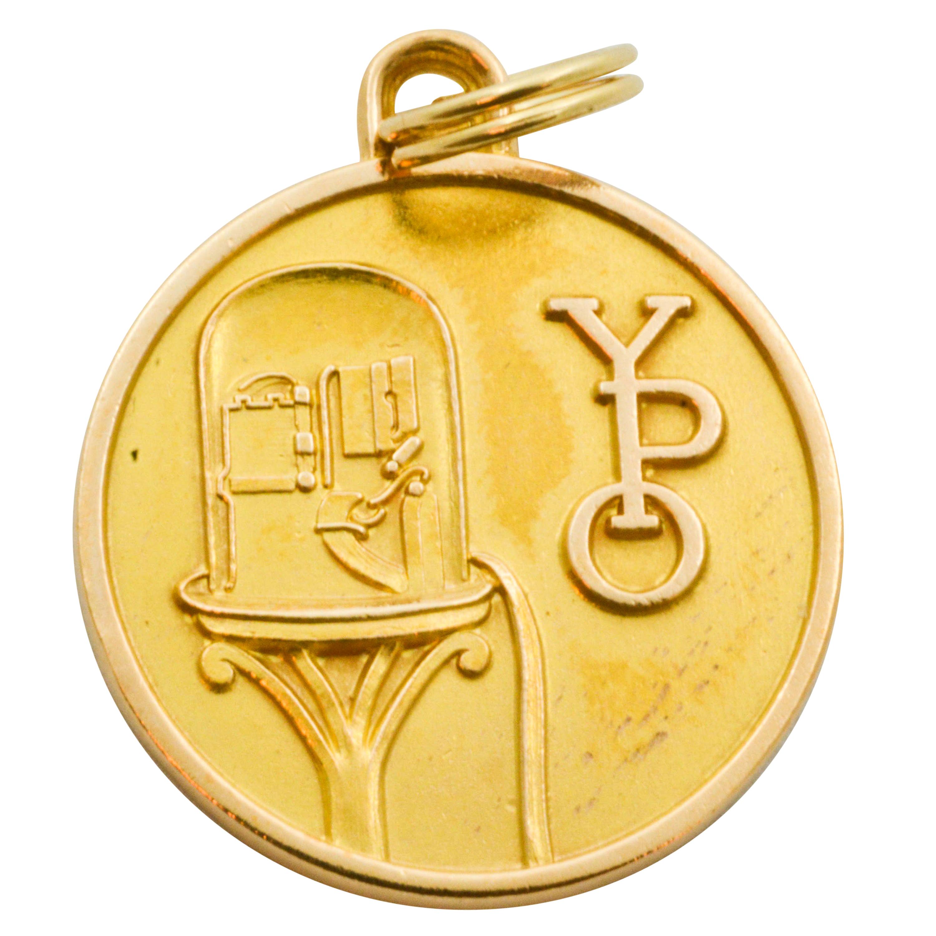 14 Karat Gold Wall Street Seminar YPO Charm