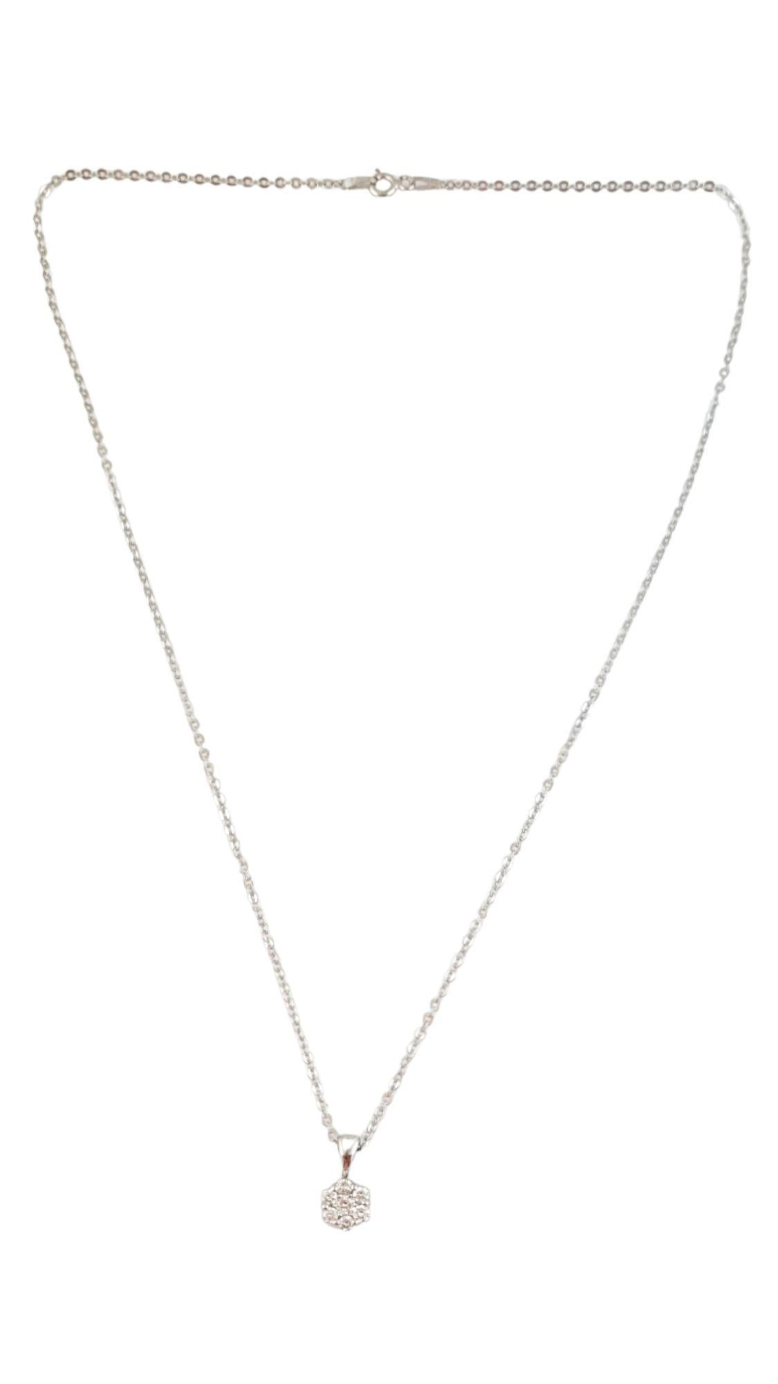 14 Karat Gold White Round Brilliant Diamond Pendant Necklace In Good Condition In Washington Depot, CT