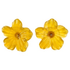 Clous d
oreilles italiens en or 14 carats avec fleur en agate jaune, sculptées à la main, pour une fille italienne