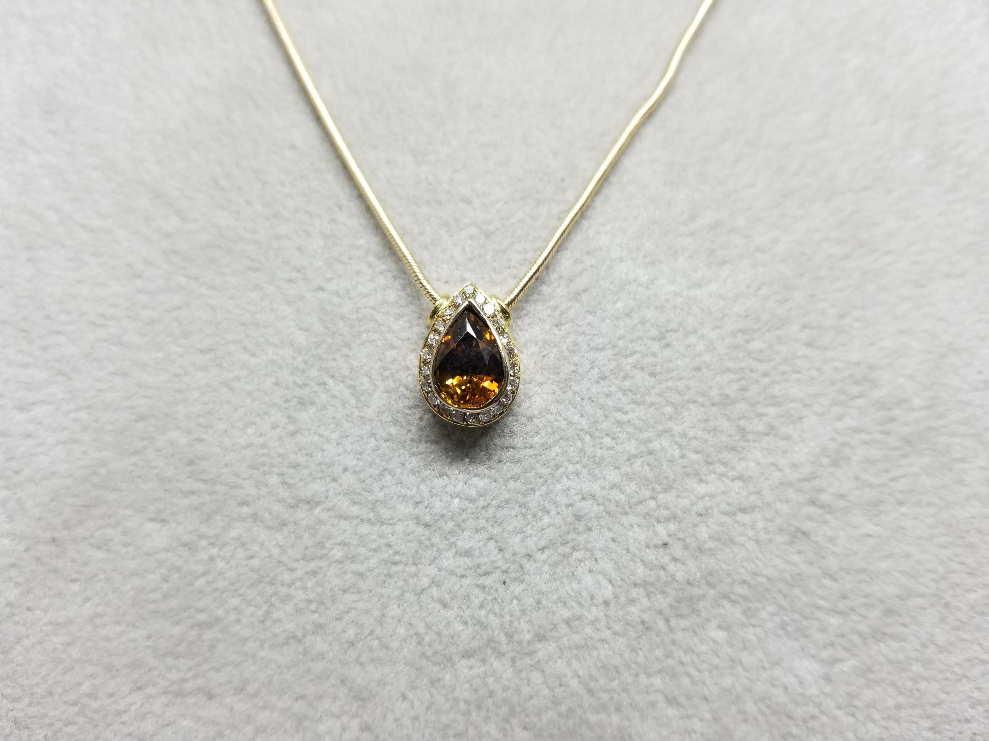 14 Karat Goldener Spinell und Diamant-Halskette im Zustand „Neu“ im Angebot in Los Angeles, CA