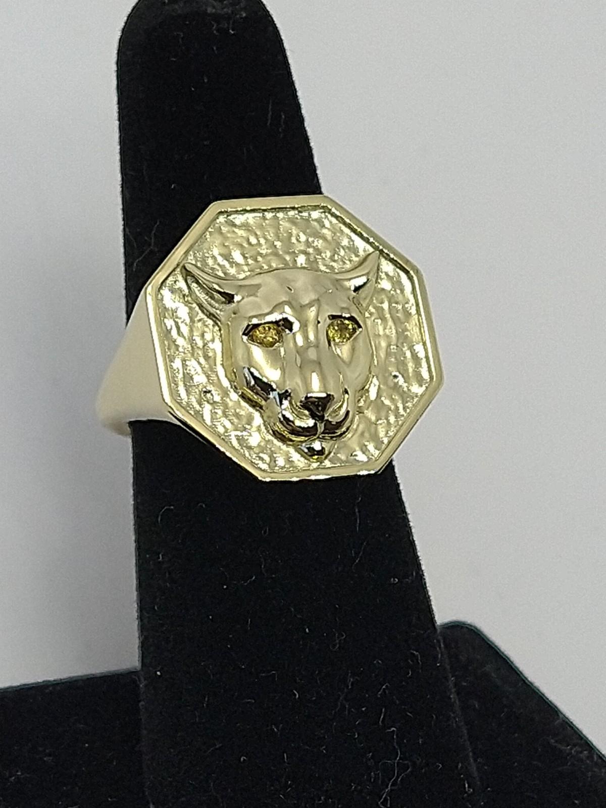 For Sale:  14 Karat Green Gold Size 7.75 Cougar Signet Ring with Yellow Sapphire Eyes 4
