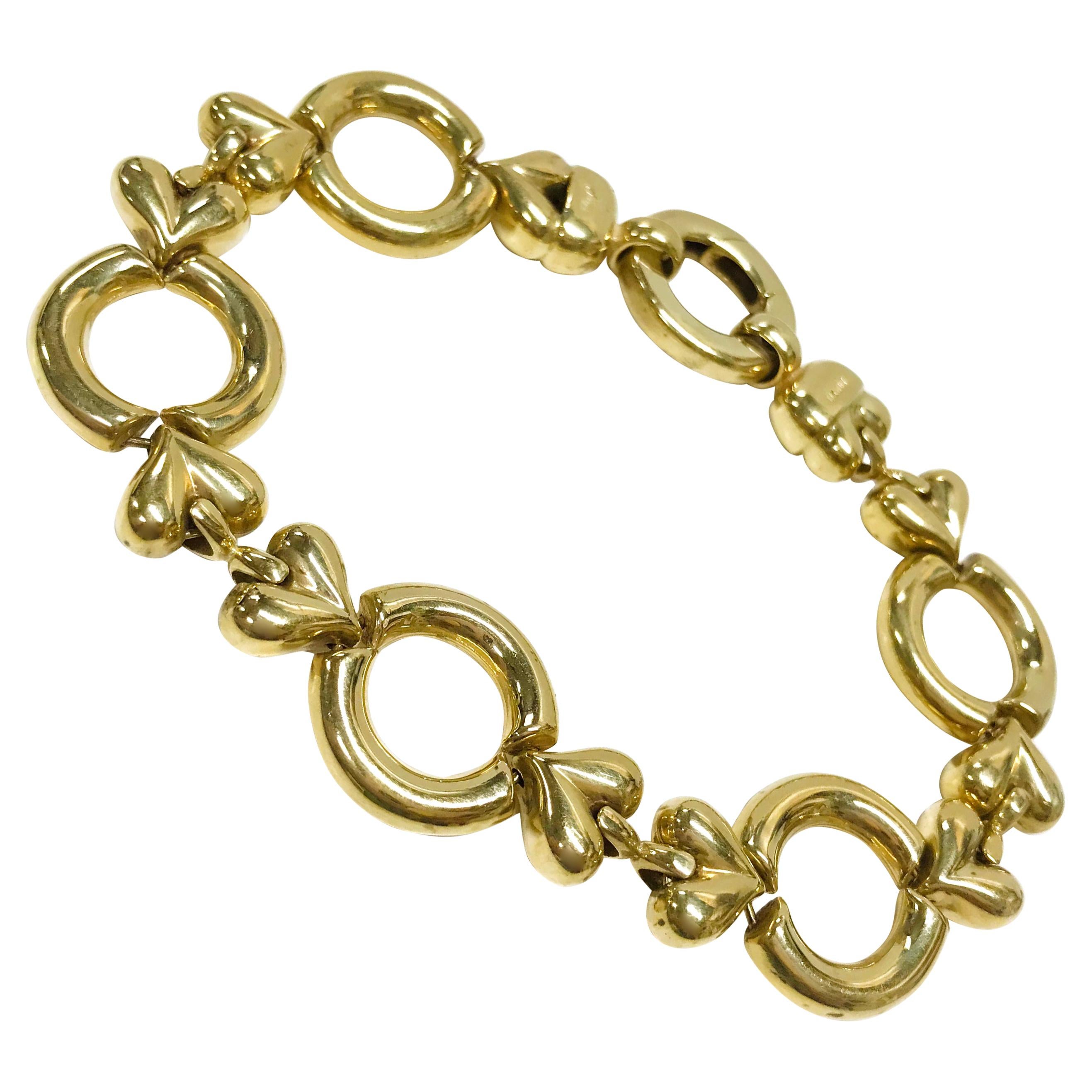 14 Karat Italian Circle Heart Bracelet For Sale