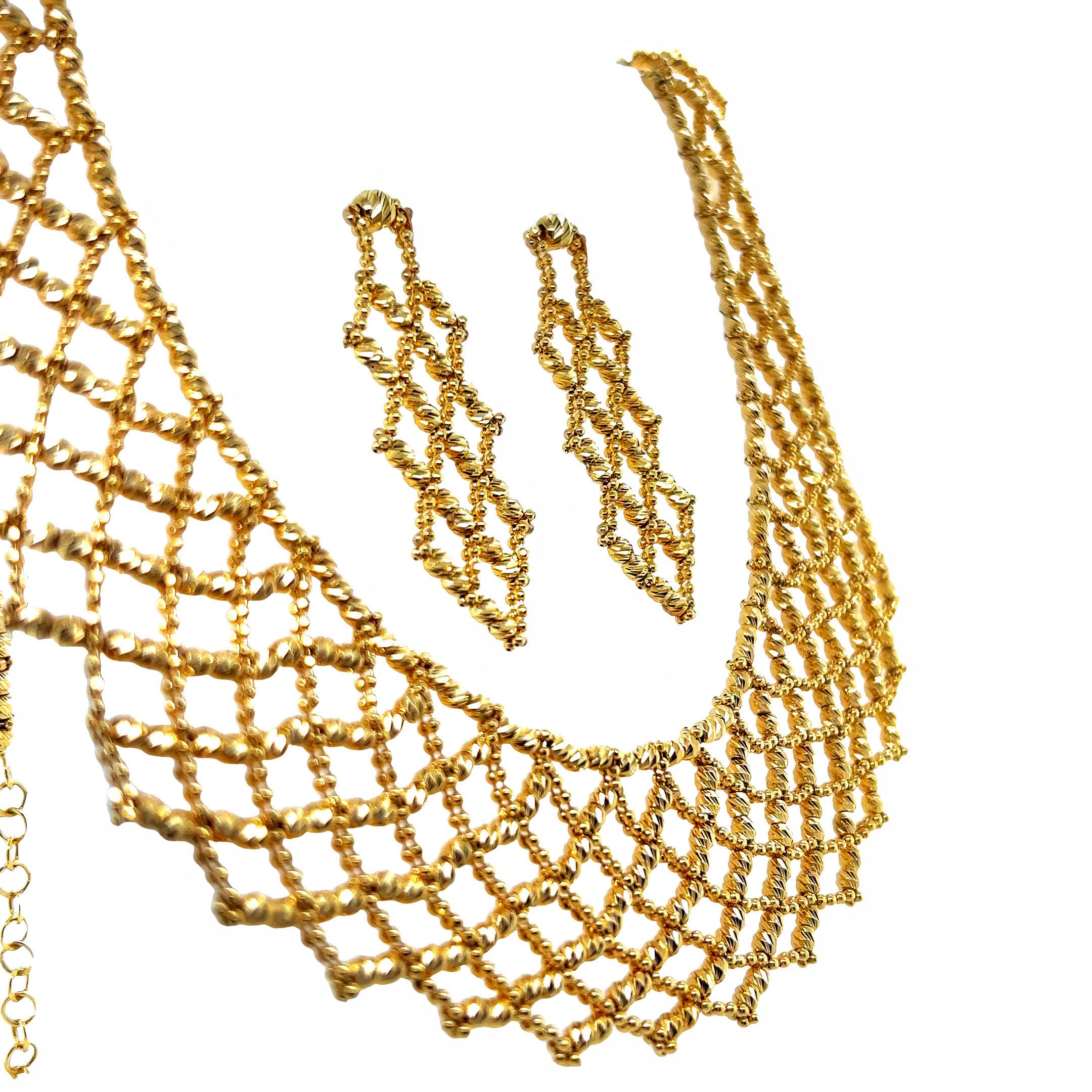 14 Karat Italian Gold Necklace Earrings Set In New Condition For Sale In Richmond, BC