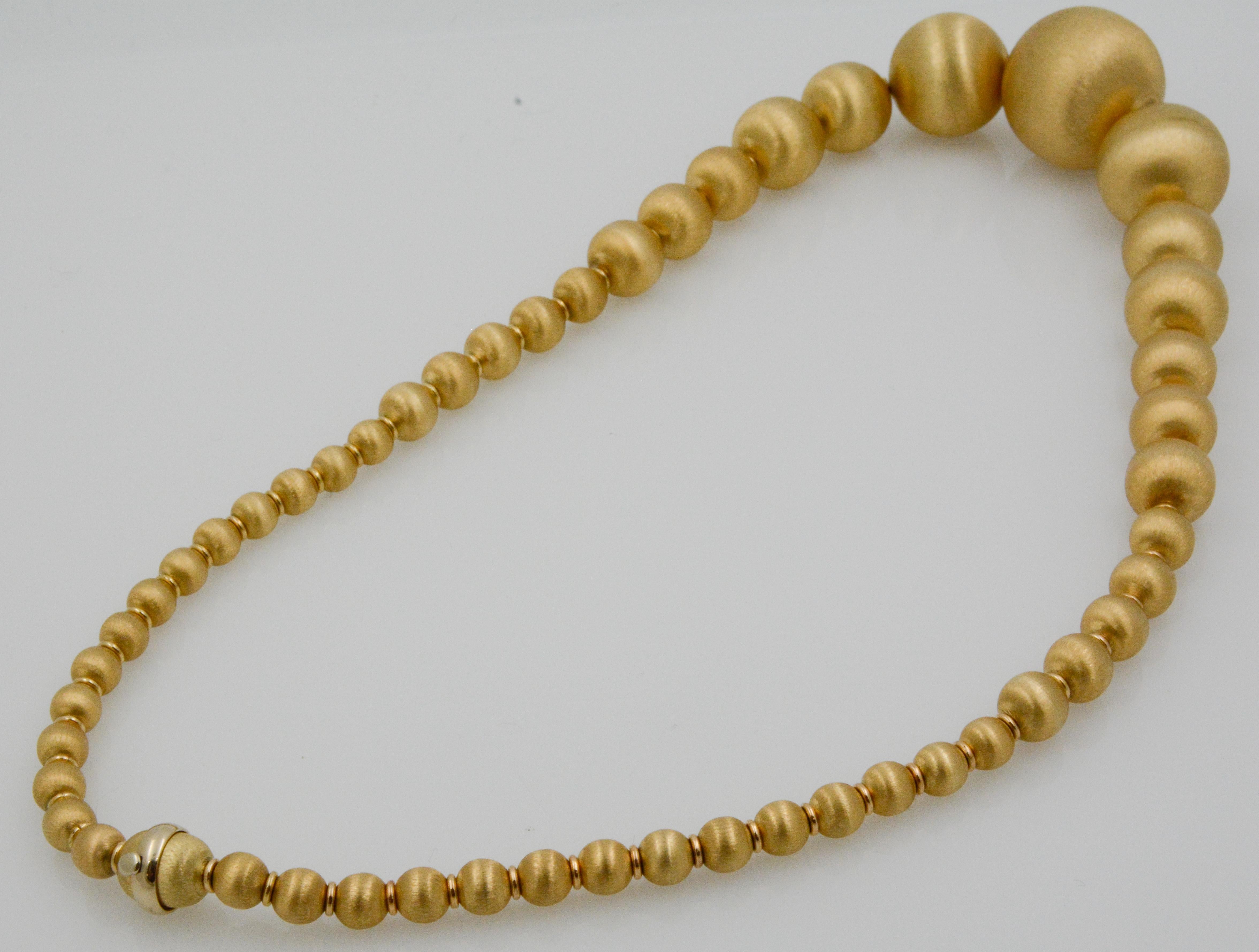 14 Karat Italian Yellow Gold Graduated Textured Bead Necklace 3