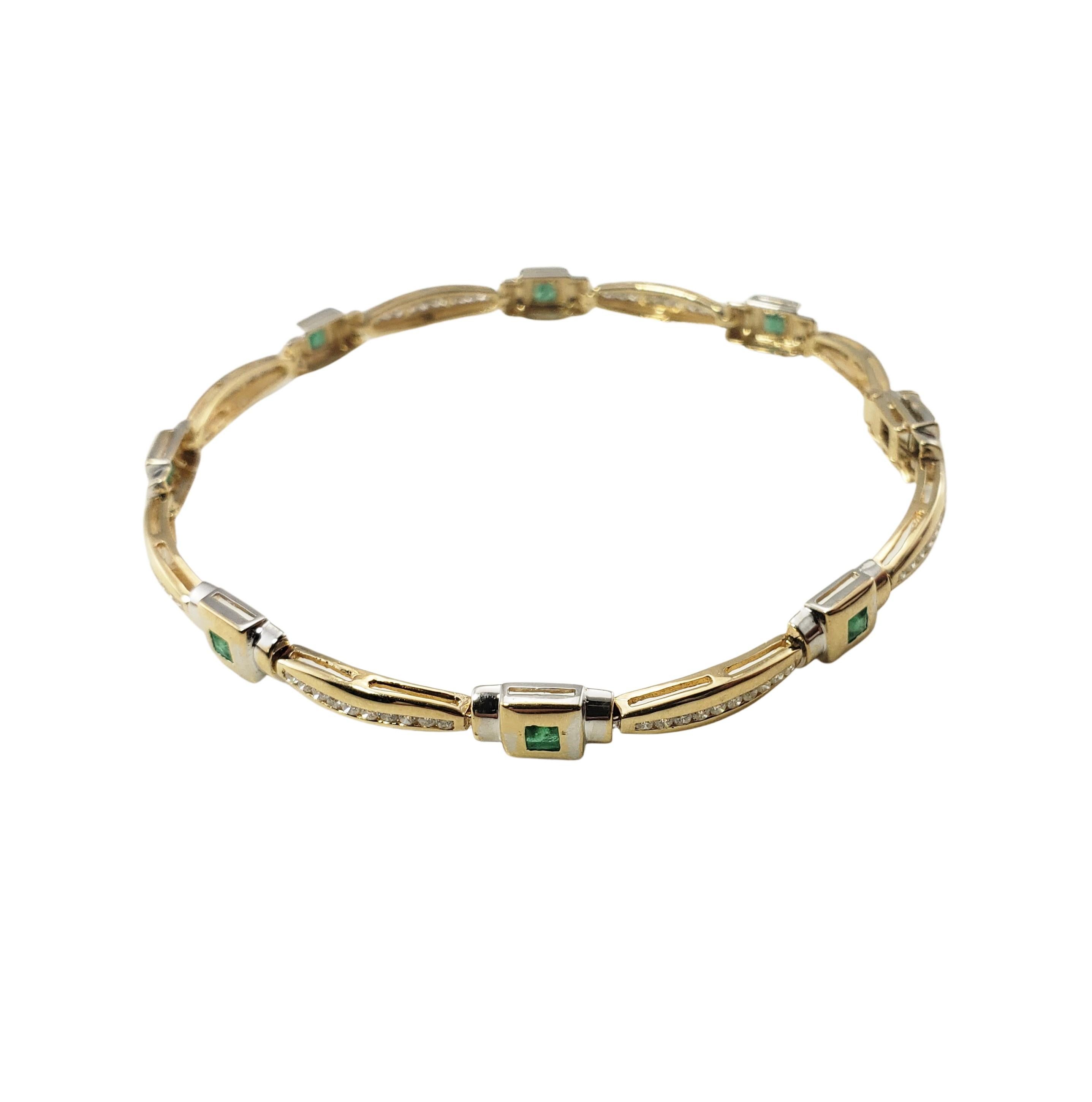 14 Karat Karat Yellow Gold Natural Emerald and Diamond Bracelet In Good Condition For Sale In Washington Depot, CT