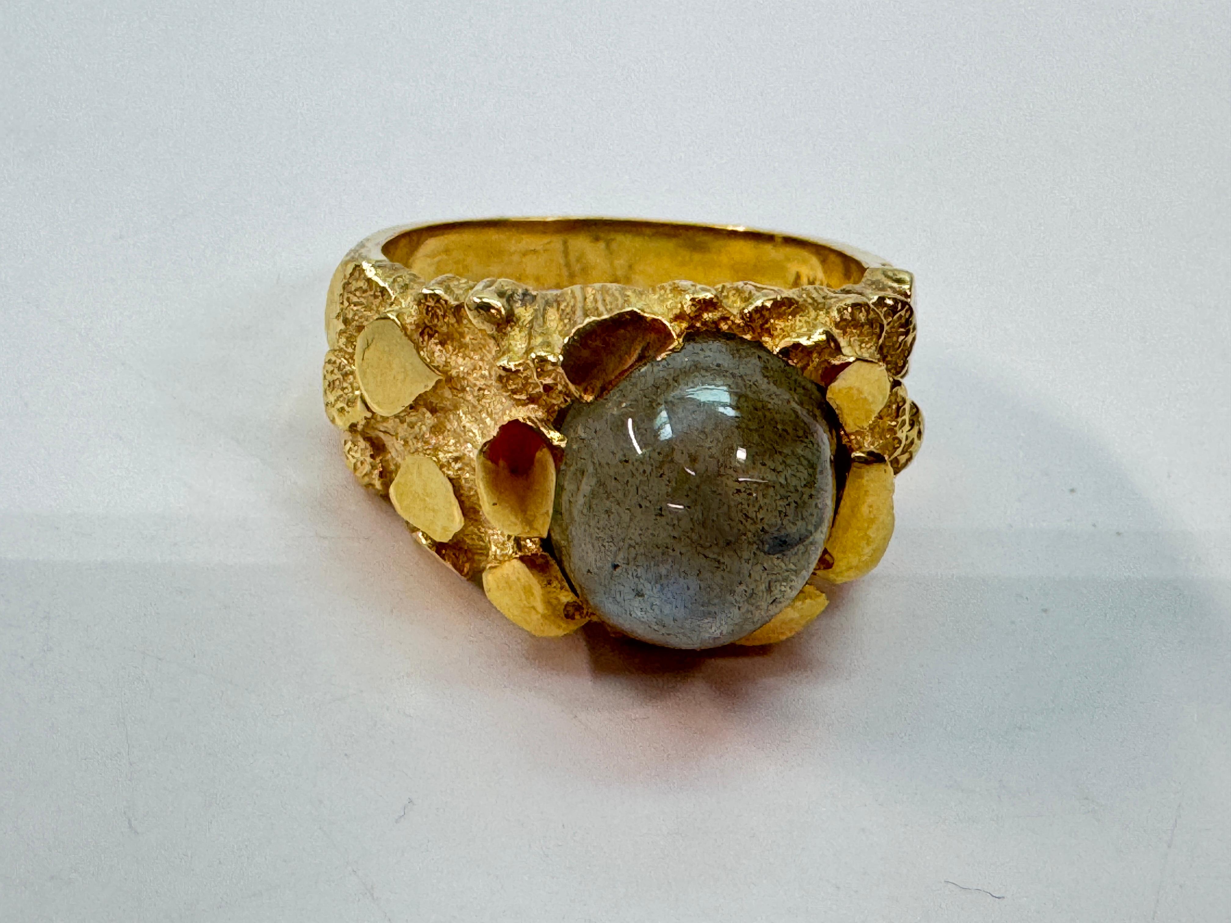 Anello con pepita di labradorite da 14 carati in vendita 3