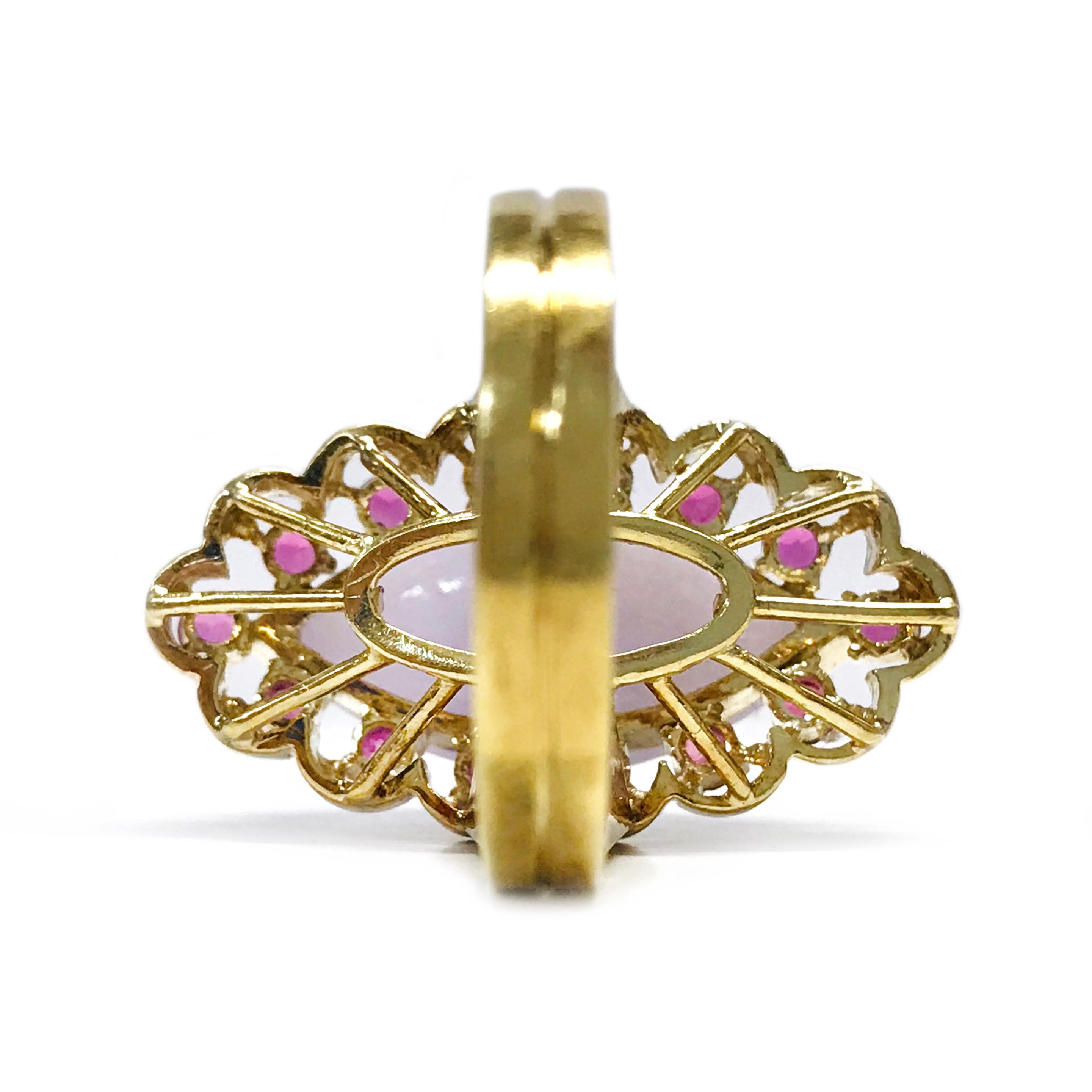 Anillo Navette de Jade Lavanda y Rubí de 14 Quilates Retro en venta