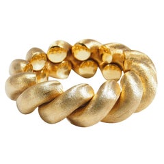14 Karat Macaroni Link Bracelet Link Yellow Gold Brushed Finish