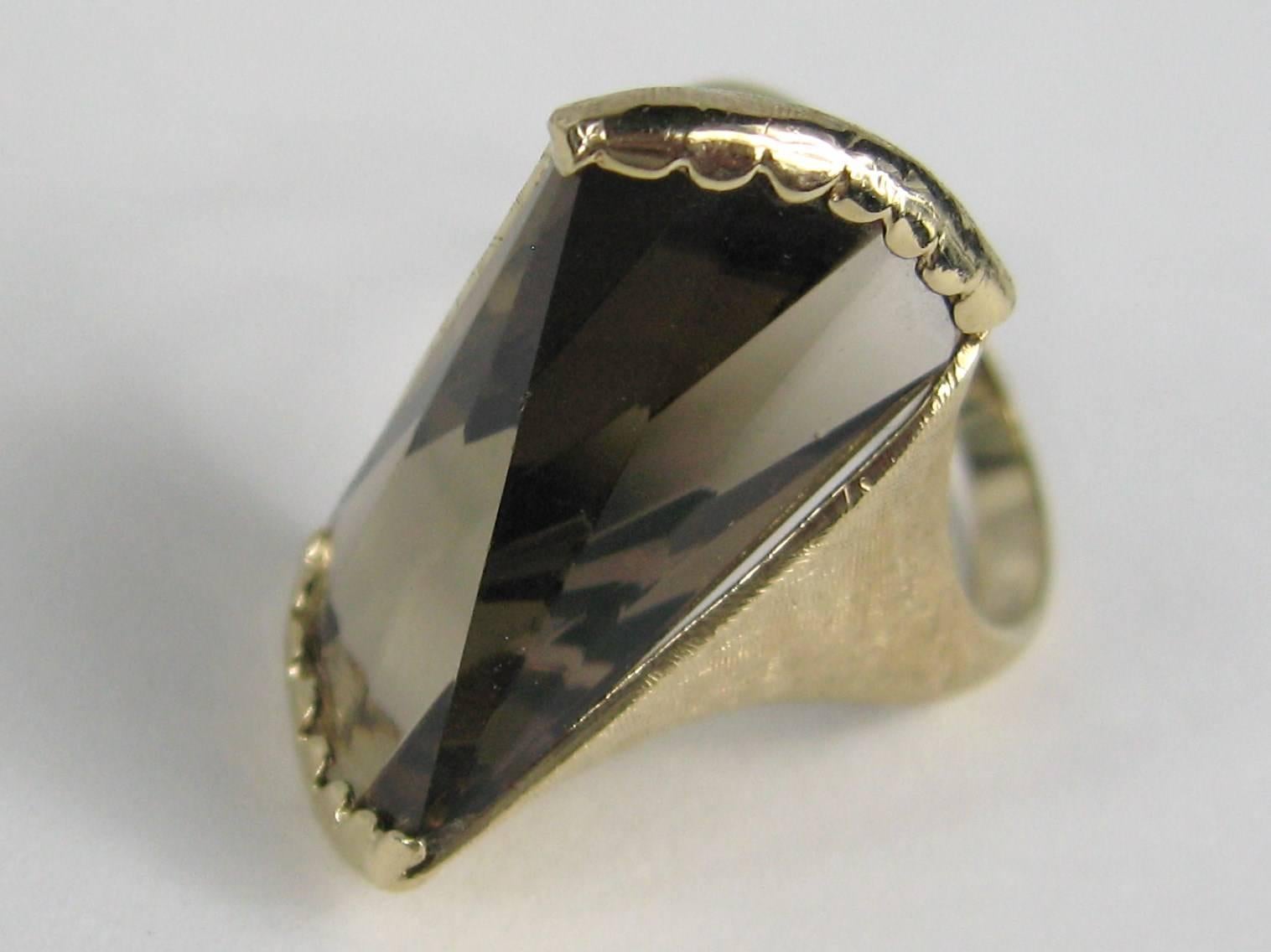 14 Karat Modernist Topaz Gold Ring, 1960s In Good Condition For Sale In Wallkill, NY