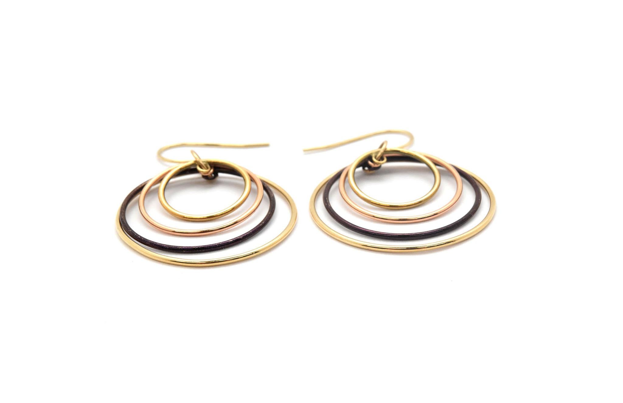 14 Karat Multi-Tone Gold and Black Rhodium Multiple Circle Dangle Earrings In New Condition In Scottsdale, AZ