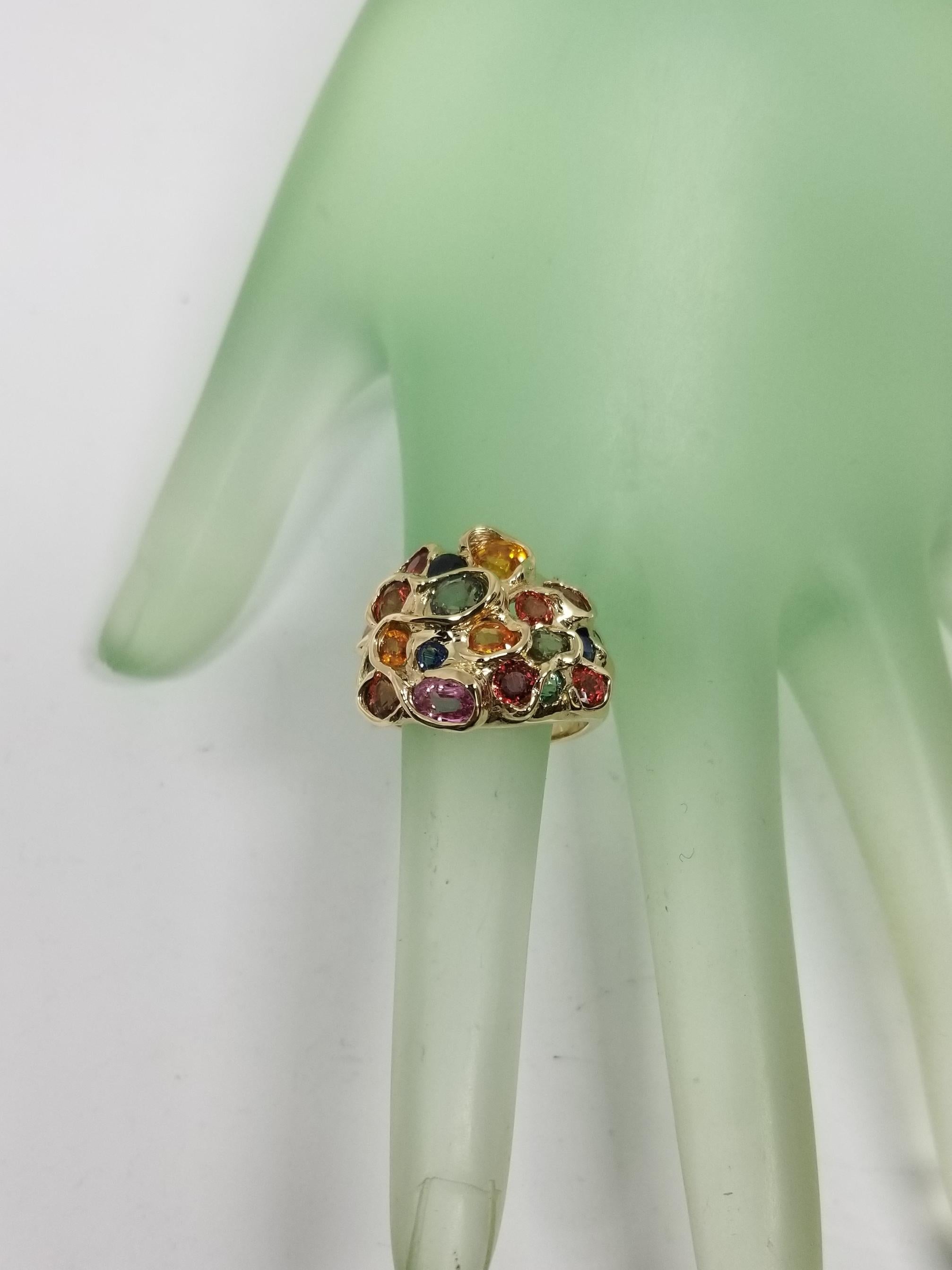 Women's or Men's 14 Karat Multicolored Sapphire Cluster Ring For Sale