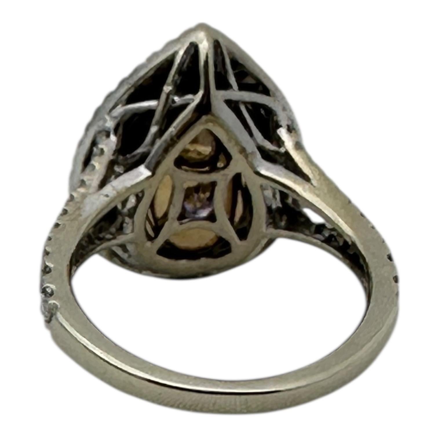 14 Karat birnenförmiger brasilianischer Amethyst Diamant Halo Ring im Angebot 3