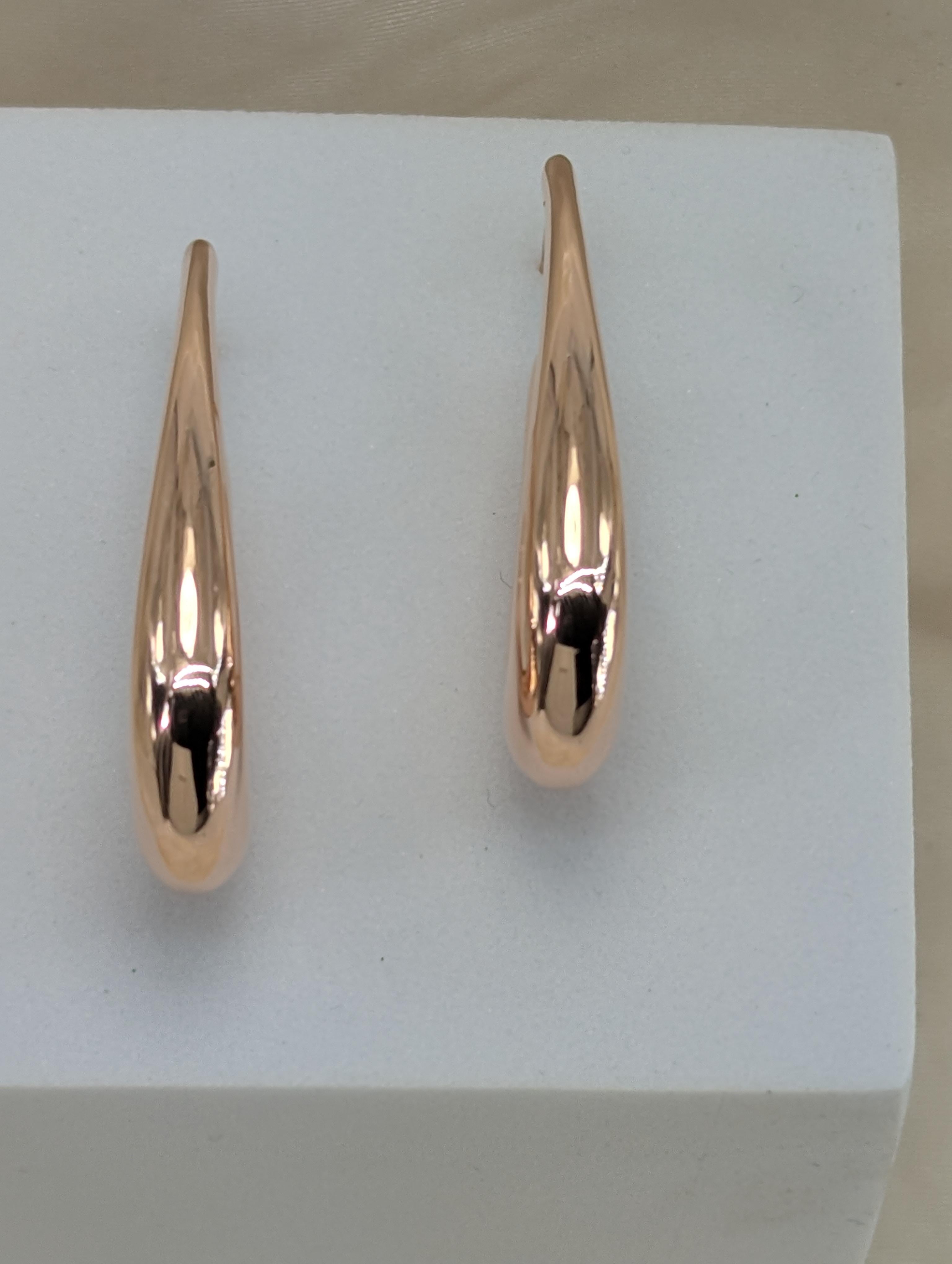 14 Karat Pink Gold Water Teardrop Hollow Hoop Earrings For Sale 6